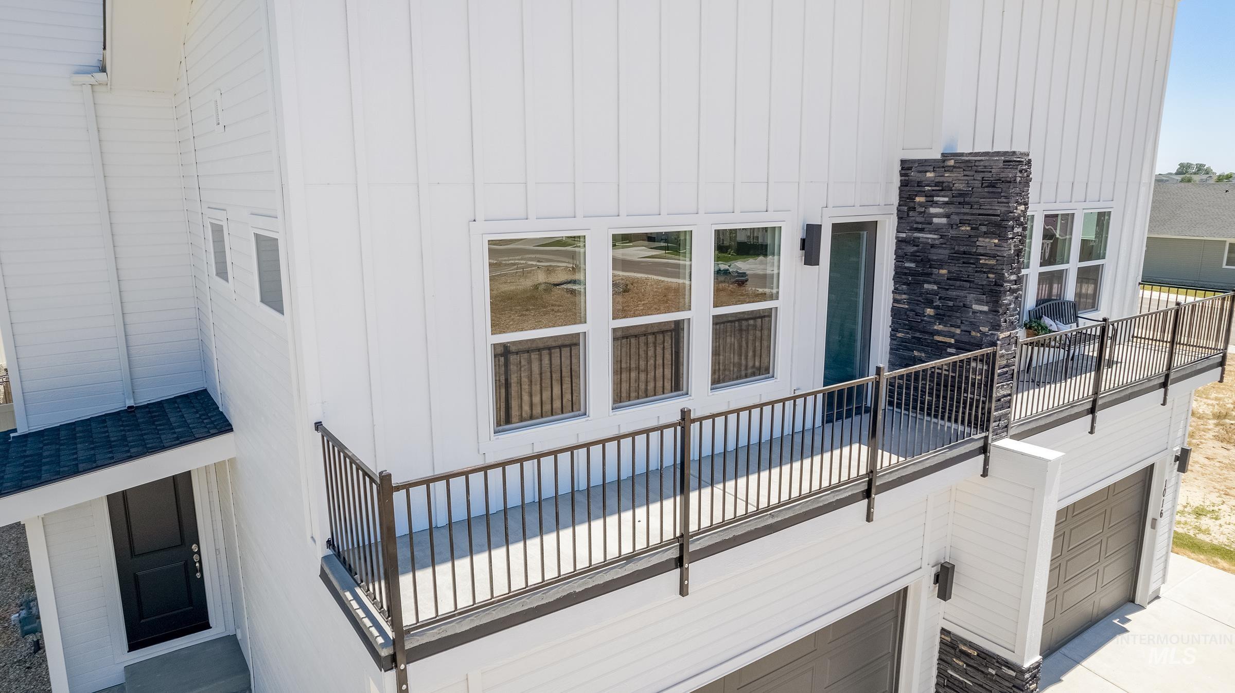 974 E Odyssey St, Kuna, Idaho 83634, 2 Bedrooms, 2.5 Bathrooms, Residential For Sale, Price $374,200,MLS 98973536