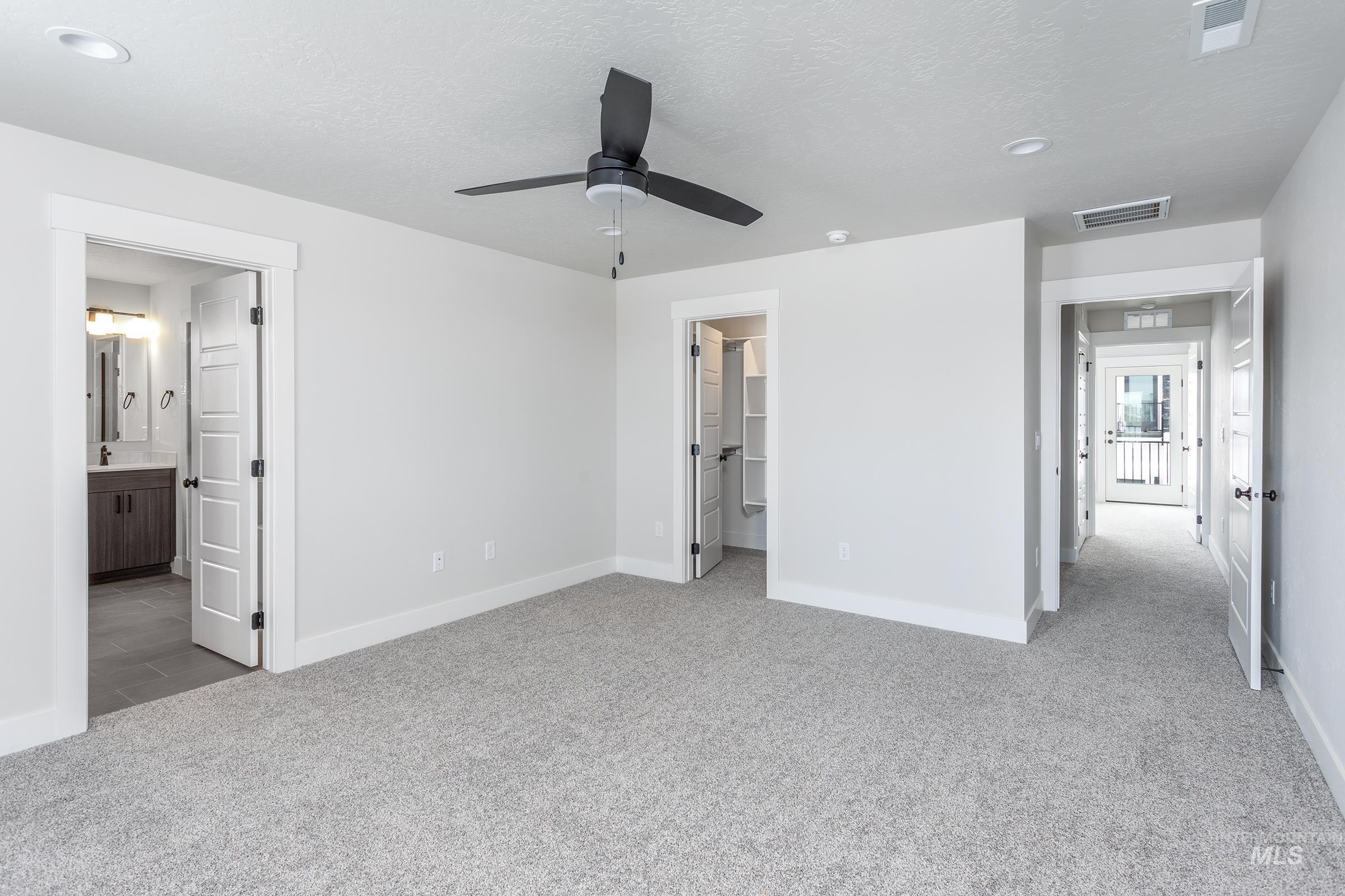 974 E Odyssey St, Kuna, Idaho 83634, 2 Bedrooms, 2.5 Bathrooms, Residential For Sale, Price $374,200,MLS 98973536