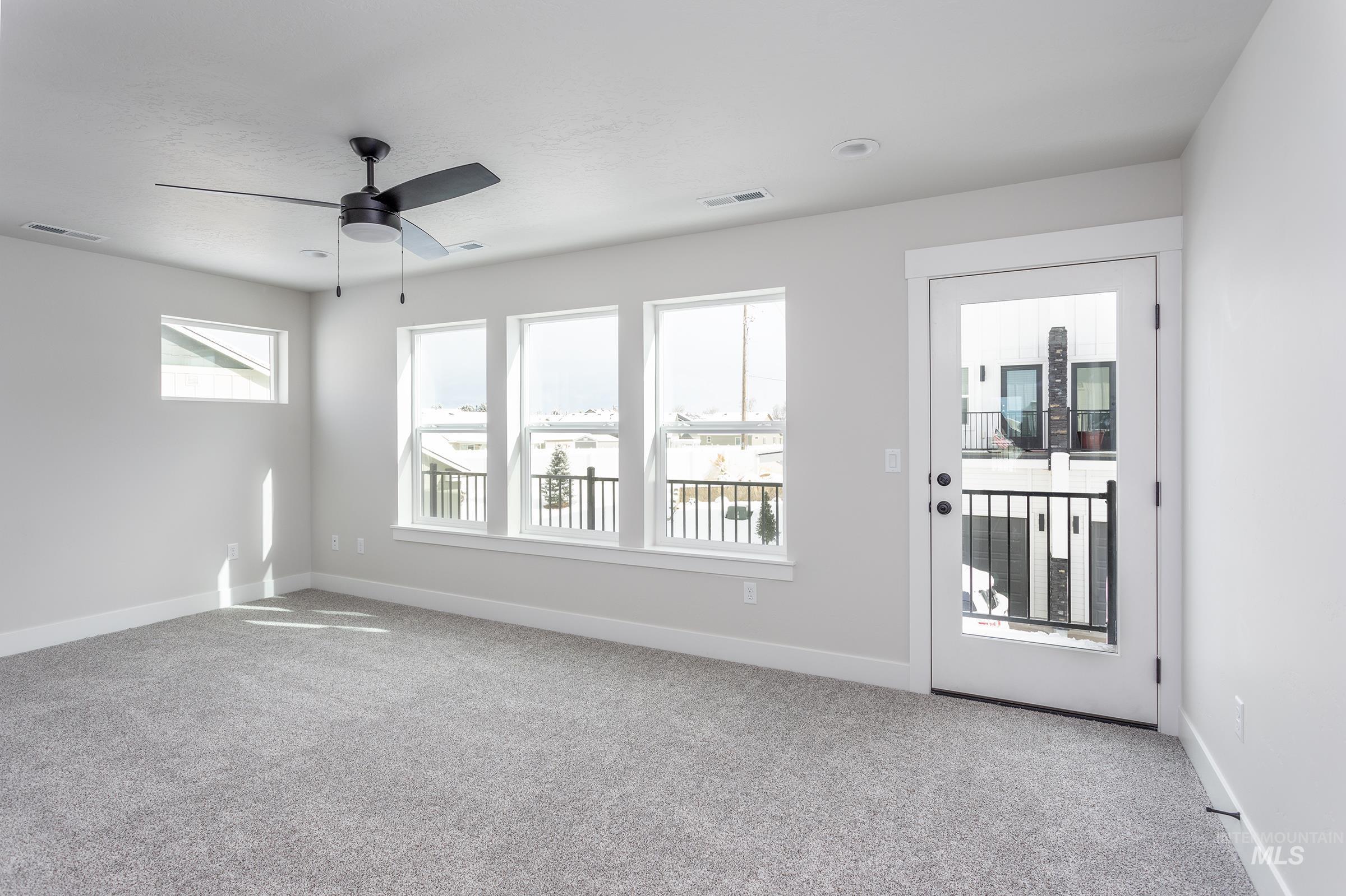 974 E Odyssey St, Kuna, Idaho 83634, 2 Bedrooms, 2.5 Bathrooms, Residential For Sale, Price $374,200,MLS 98973536