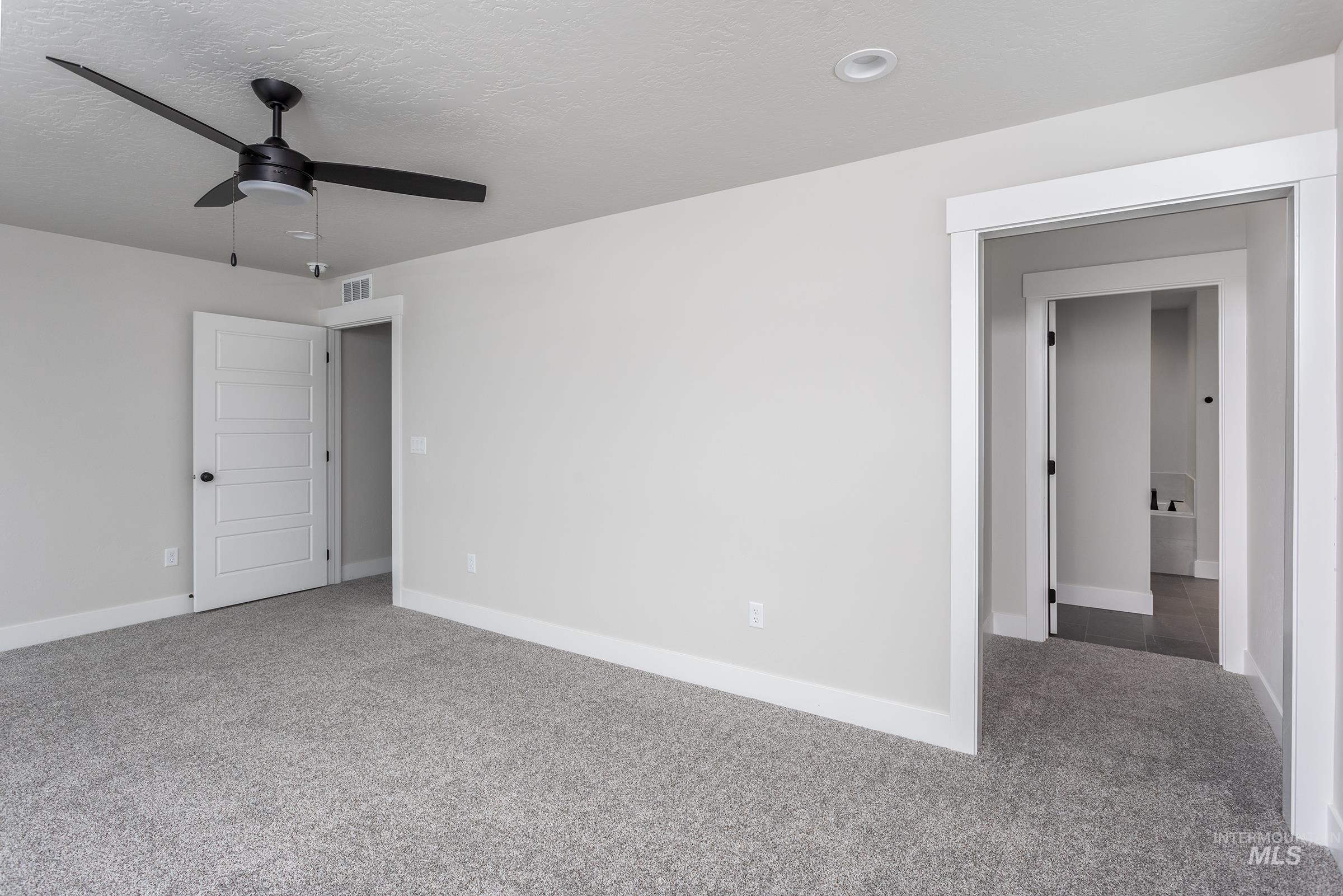 974 E Odyssey St, Kuna, Idaho 83634, 2 Bedrooms, 2.5 Bathrooms, Residential For Sale, Price $374,200,MLS 98973536