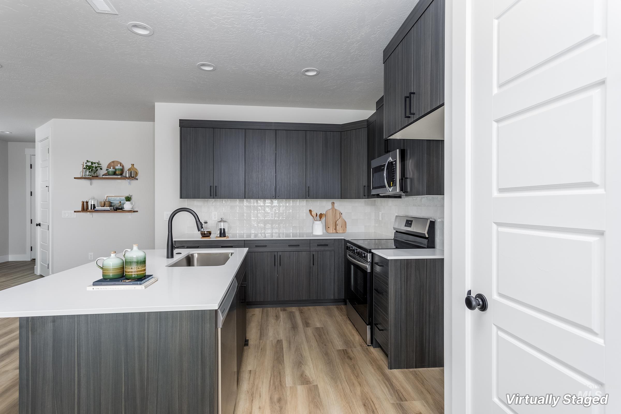 974 E Odyssey St, Kuna, Idaho 83634, 2 Bedrooms, 2.5 Bathrooms, Residential For Sale, Price $374,200,MLS 98973536