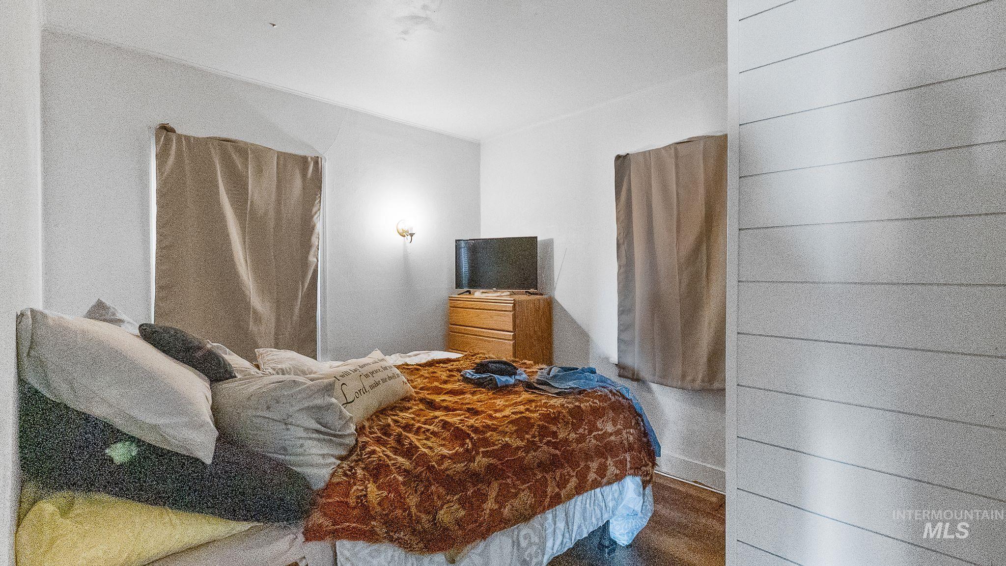 1111 11Th Ave S, Nampa, Idaho 83651-4515, 3 Bedrooms, 1.5 Bathrooms, Residential For Sale, Price $299,900,MLS 98973538