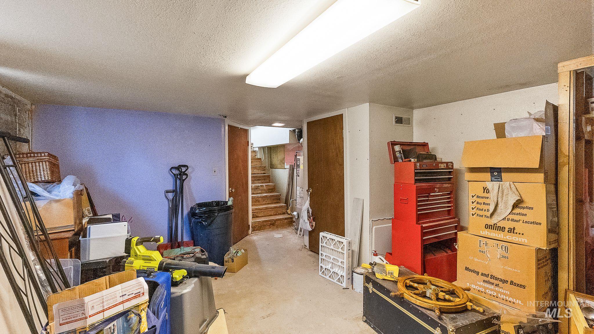 1111 11Th Ave S, Nampa, Idaho 83651-4515, 3 Bedrooms, 1.5 Bathrooms, Residential For Sale, Price $299,900,MLS 98973538