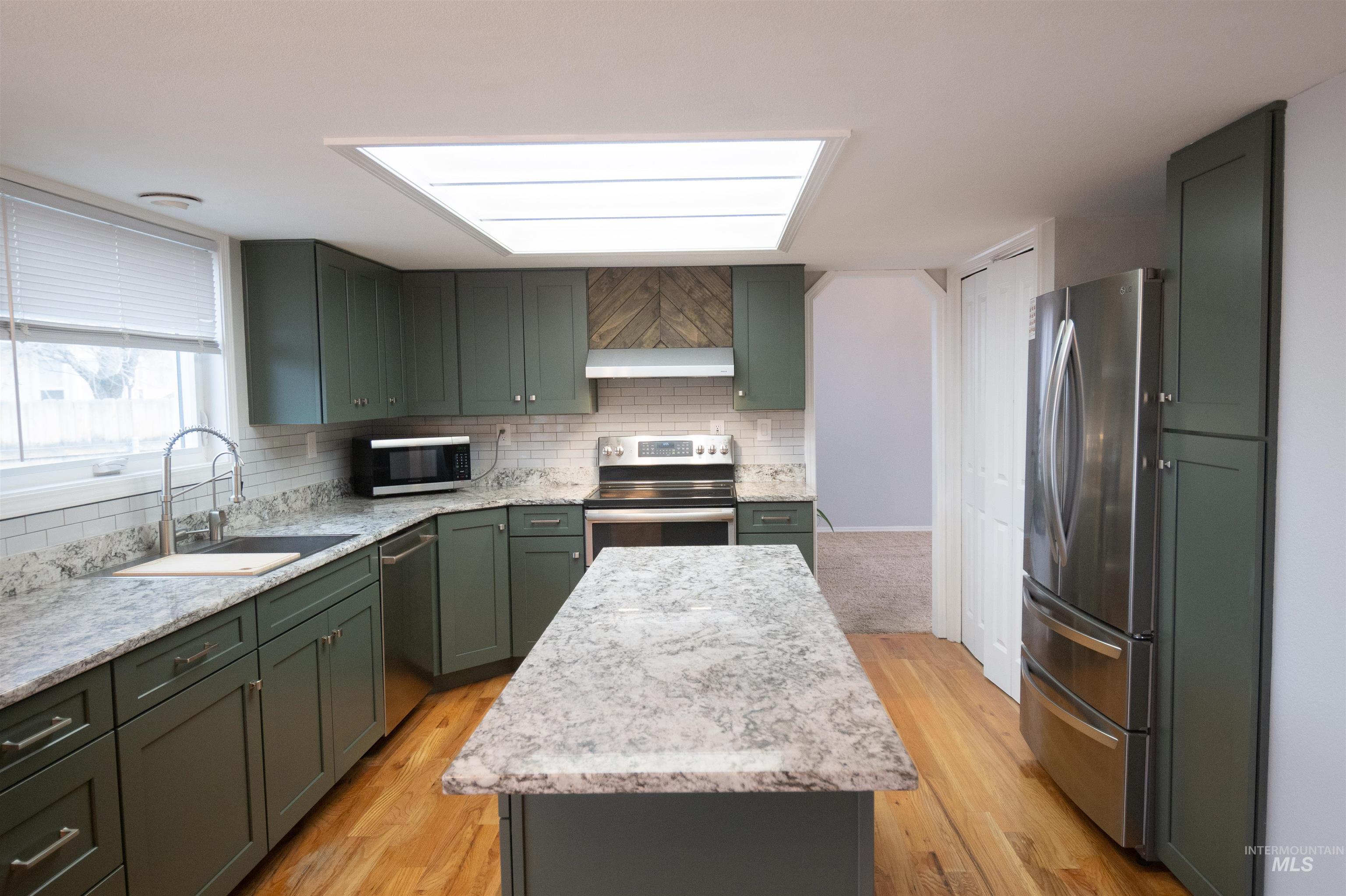 1715 Queens Ct, Mountain Home, Idaho 83647, 4 Bedrooms, 2.5 Bathrooms, Residential For Sale, Price $430,000,MLS 98973539