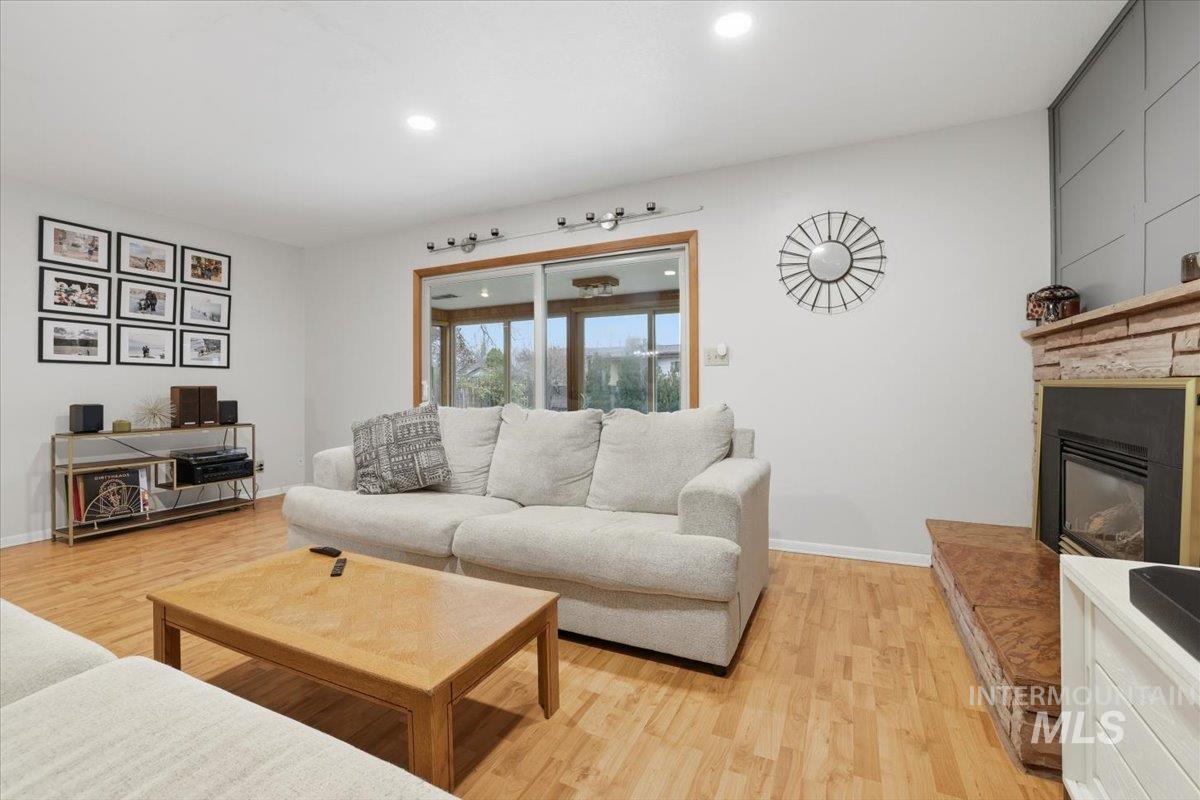 4521 W Kootenai St., Boise, Idaho 83705, 3 Bedrooms, 1.5 Bathrooms, Residential For Sale, Price $420,000,MLS 98973540