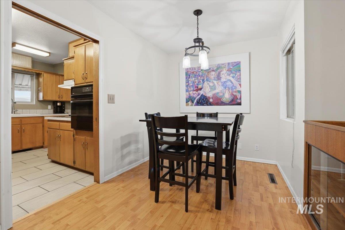 4521 W Kootenai St., Boise, Idaho 83705, 3 Bedrooms, 1.5 Bathrooms, Residential For Sale, Price $420,000,MLS 98973540