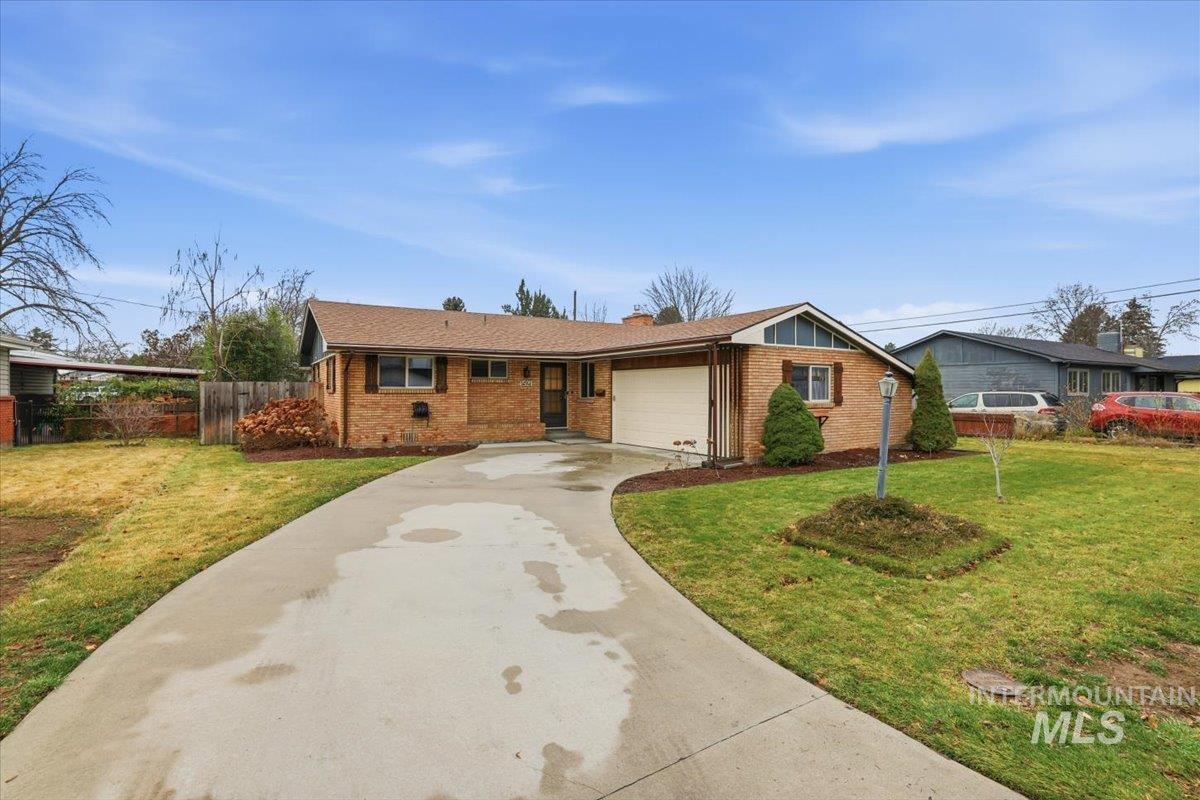 4521 W Kootenai St., Boise, Idaho 83705, 3 Bedrooms, 1.5 Bathrooms, Residential For Sale, Price $420,000,MLS 98973540