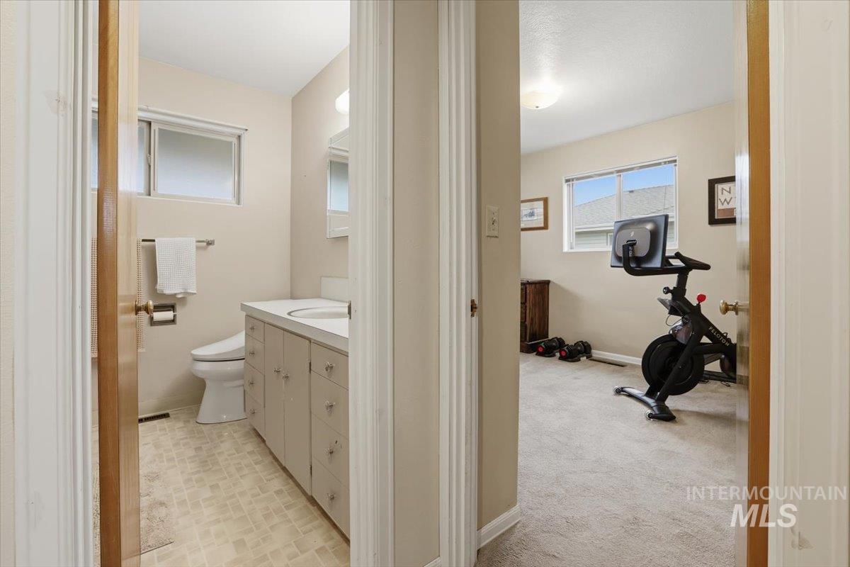 4521 W Kootenai St., Boise, Idaho 83705, 3 Bedrooms, 1.5 Bathrooms, Residential For Sale, Price $420,000,MLS 98973540