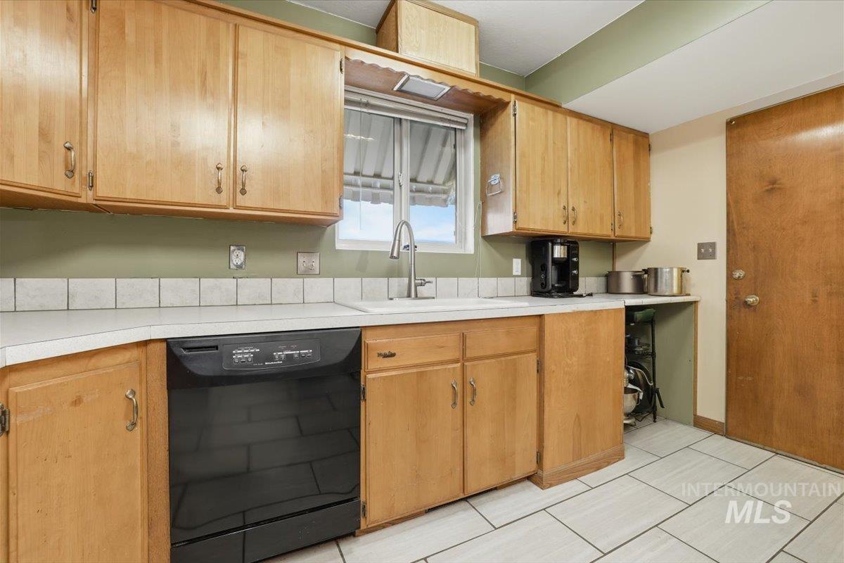 4521 W Kootenai St., Boise, Idaho 83705, 3 Bedrooms, 1.5 Bathrooms, Residential For Sale, Price $420,000,MLS 98973540