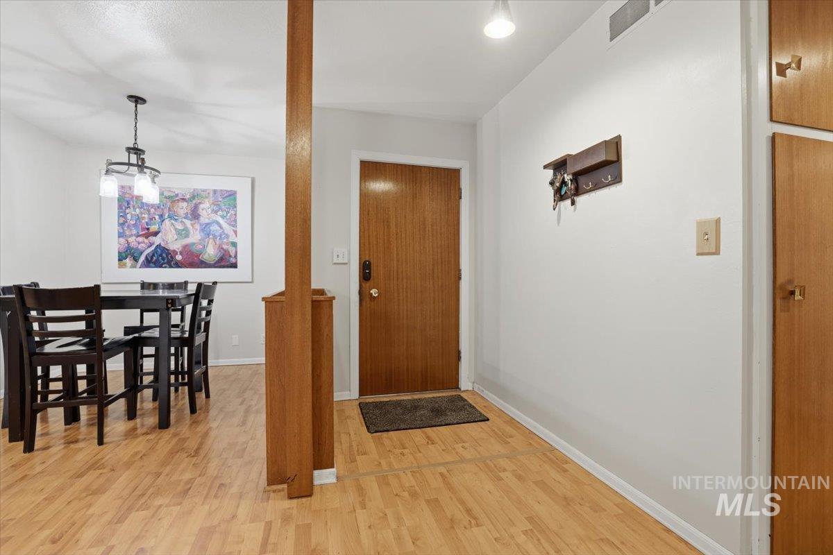 4521 W Kootenai St., Boise, Idaho 83705, 3 Bedrooms, 1.5 Bathrooms, Residential For Sale, Price $420,000,MLS 98973540