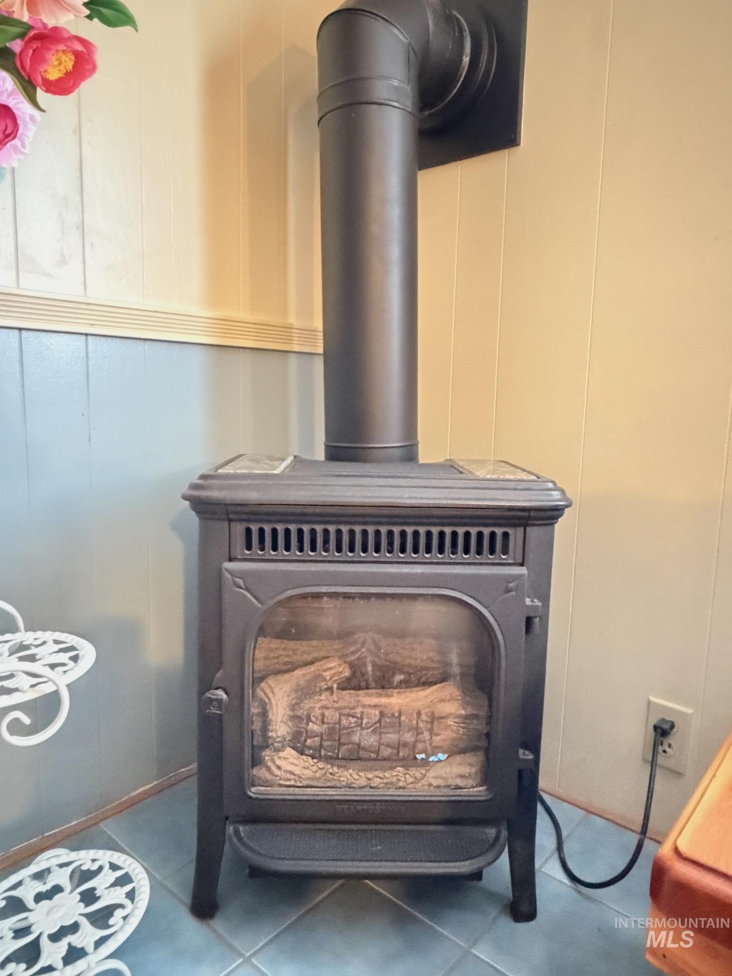 4325 Lenville Rd, Moscow, Idaho 83843, 3 Bedrooms, 1 Bathroom, Residential For Sale, Price $65,000,MLS 98973542