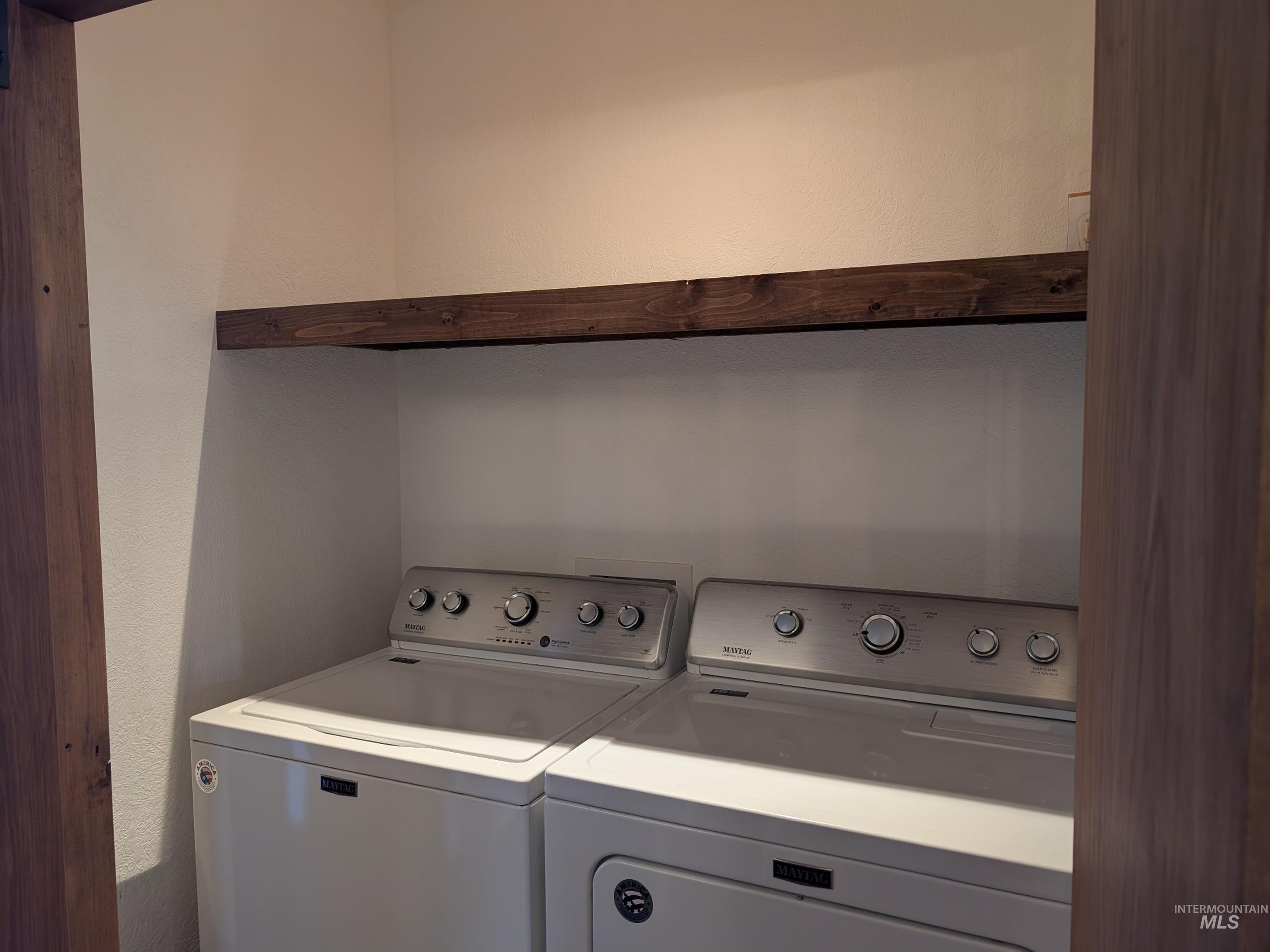 1330 Birch Avenue, Lewiston, Idaho 83501-5720, 2 Bedrooms, 2 Bathrooms, Residential For Sale, Price $424,000,MLS 98973546