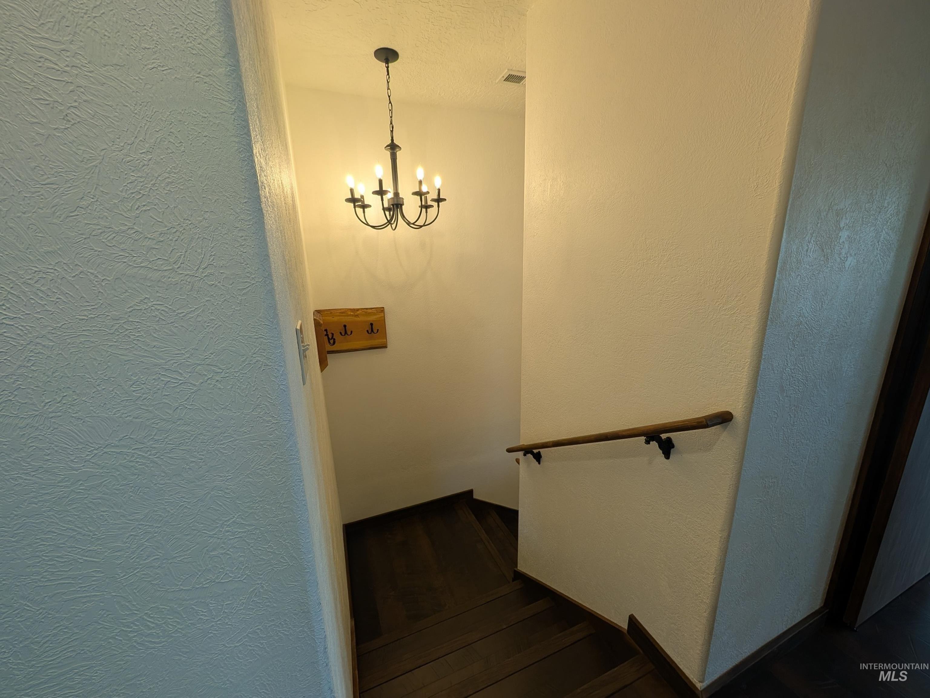 1330 Birch Avenue, Lewiston, Idaho 83501-5720, 2 Bedrooms, 2 Bathrooms, Residential For Sale, Price $424,000,MLS 98973546