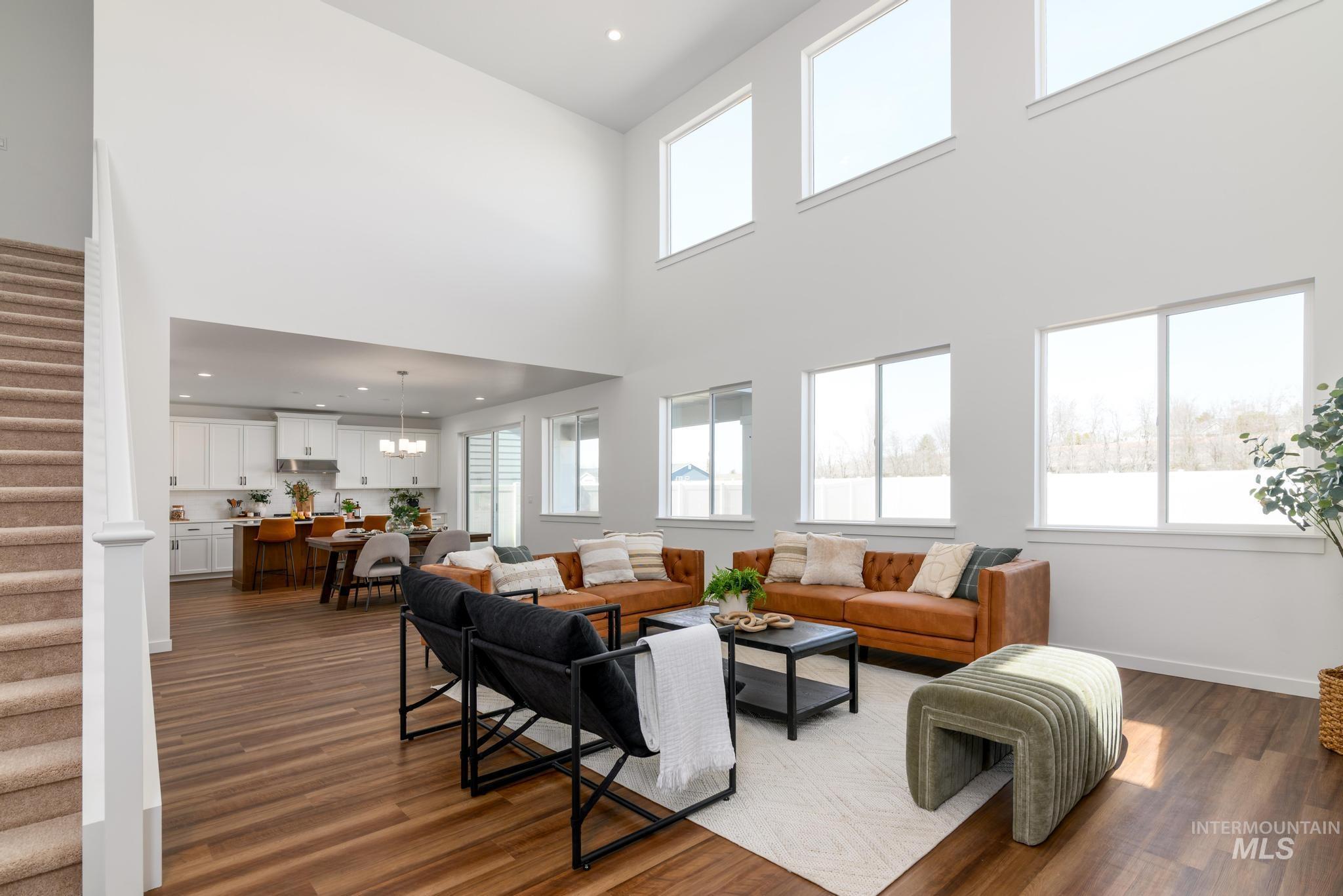 1250 W Osceola St, Middleton, Idaho 83644, 5 Bedrooms, 4 Bathrooms, Residential For Sale, Price $599,000,MLS 98973553