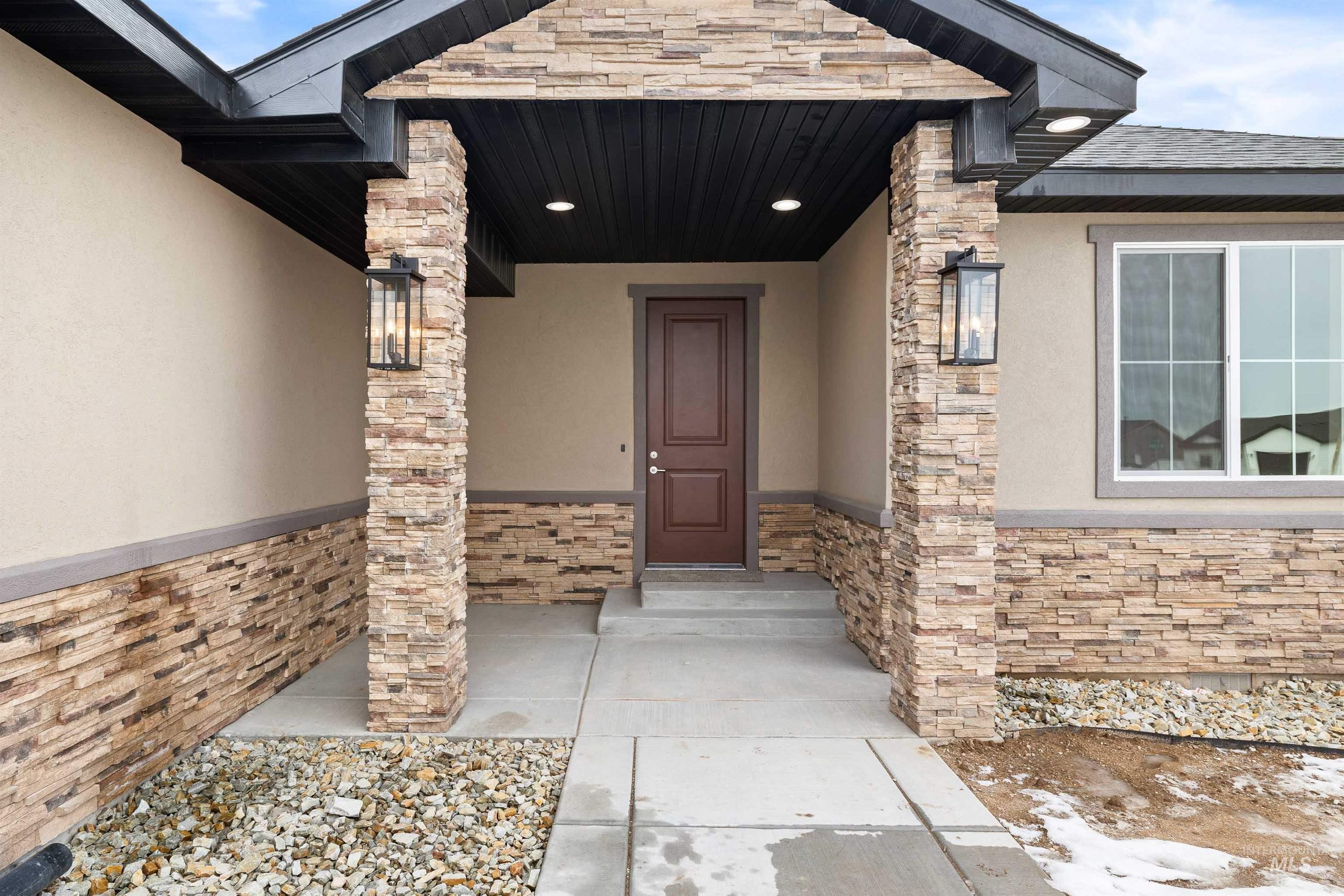 603 Manning circle, Paul, Idaho 83347, 4 Bedrooms, 2 Bathrooms, Residential For Sale, Price $419,900, 98973554