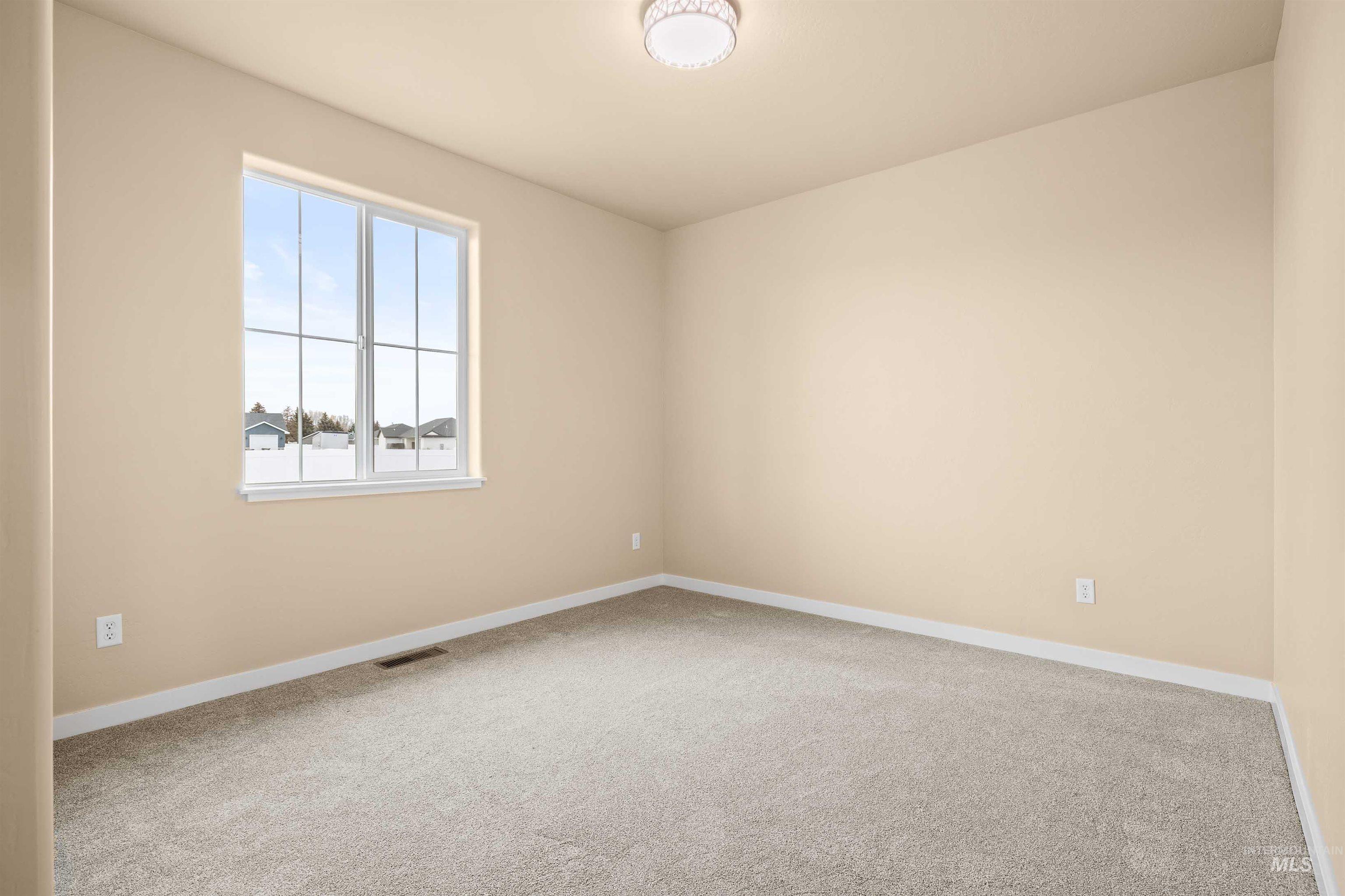 603 Manning circle, Paul, Idaho 83347, 4 Bedrooms, 2 Bathrooms, Residential For Sale, Price $428,000,MLS 98973554