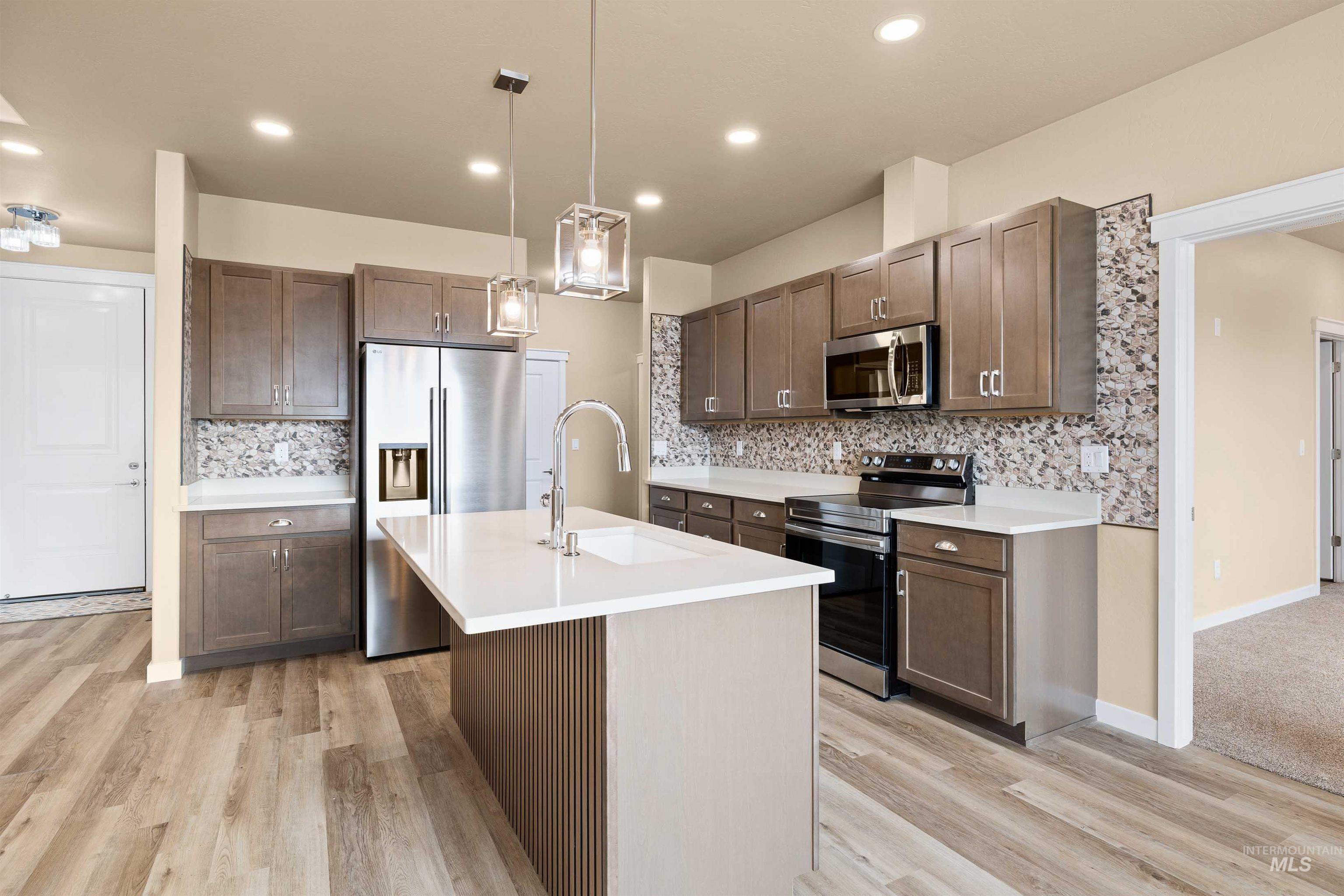 603 Manning circle, Paul, Idaho 83347, 4 Bedrooms, 2 Bathrooms, Residential For Sale, Price $428,000,MLS 98973554