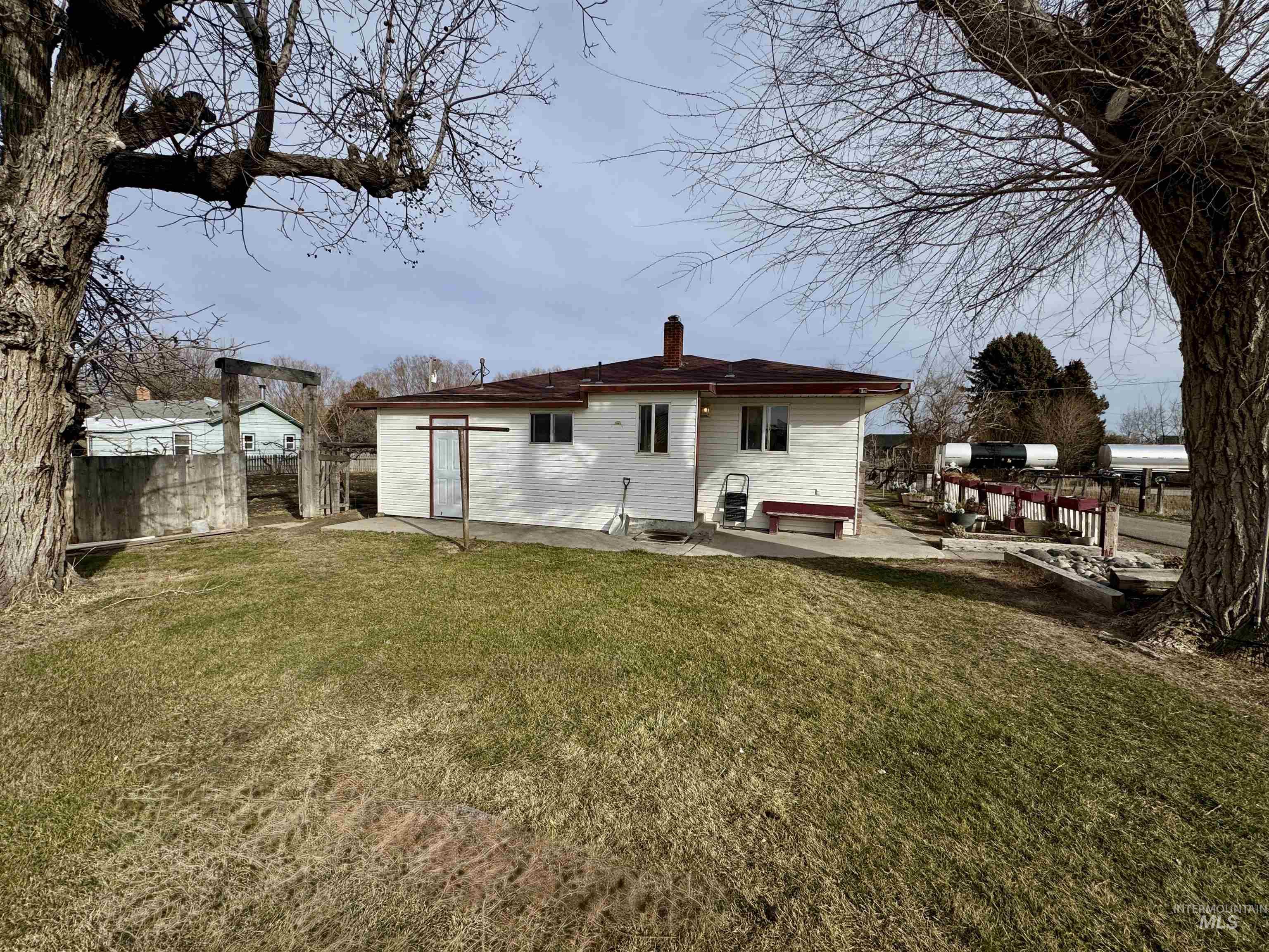 3989 N 2250 E, Filer, Idaho 83328, 3 Bedrooms, 2 Bathrooms, Residential For Sale, Price $537,000,MLS 98973556