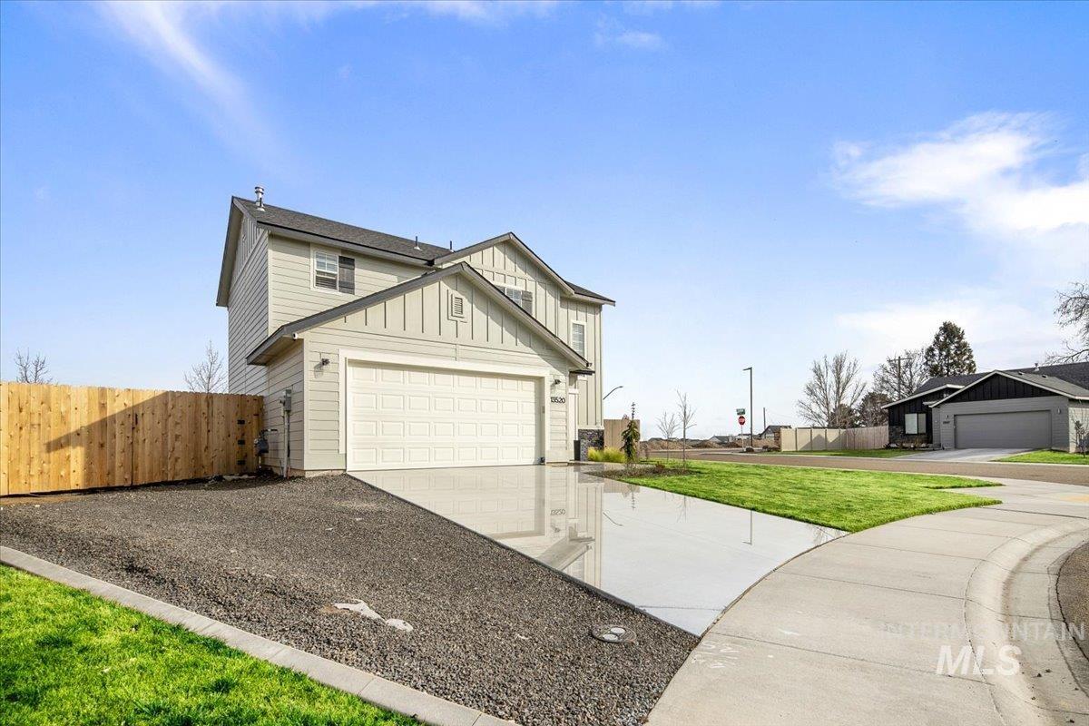 13520 Farwell St, Caldwell, Idaho 83607, 3 Bedrooms, 2.5 Bathrooms, Residential For Sale, Price $386,900,MLS 98973557