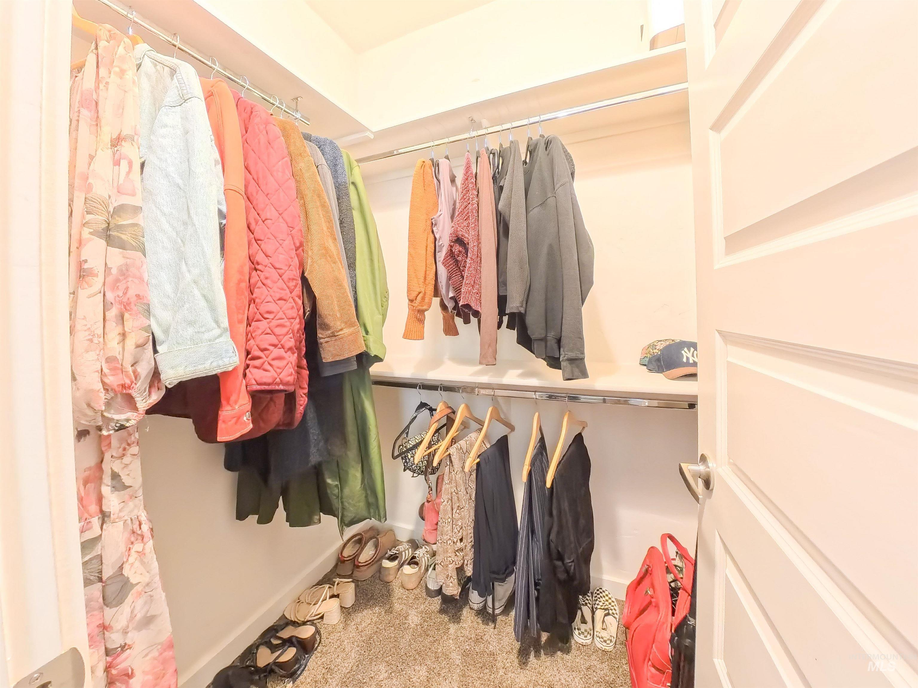 347 S Truss Lane, Meridian, Idaho 83642, 3 Bedrooms, 2.5 Bathrooms, Residential For Sale, Price $485,000,MLS 98973559