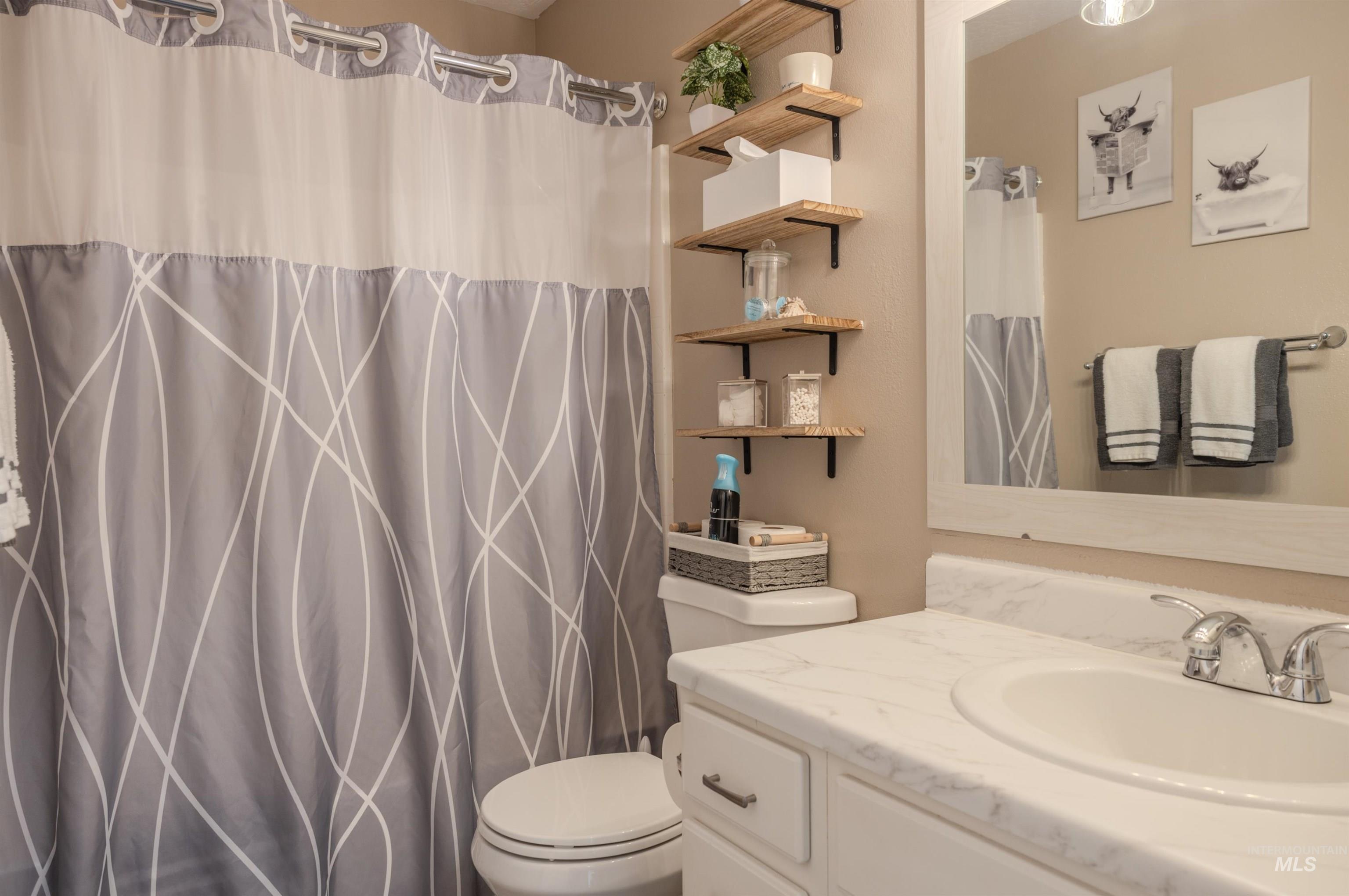 805 W 1st Street, Fruitland, Idaho 83619, 4 Bedrooms, 2 Bathrooms, Residential For Sale, Price $599,997, 98973565