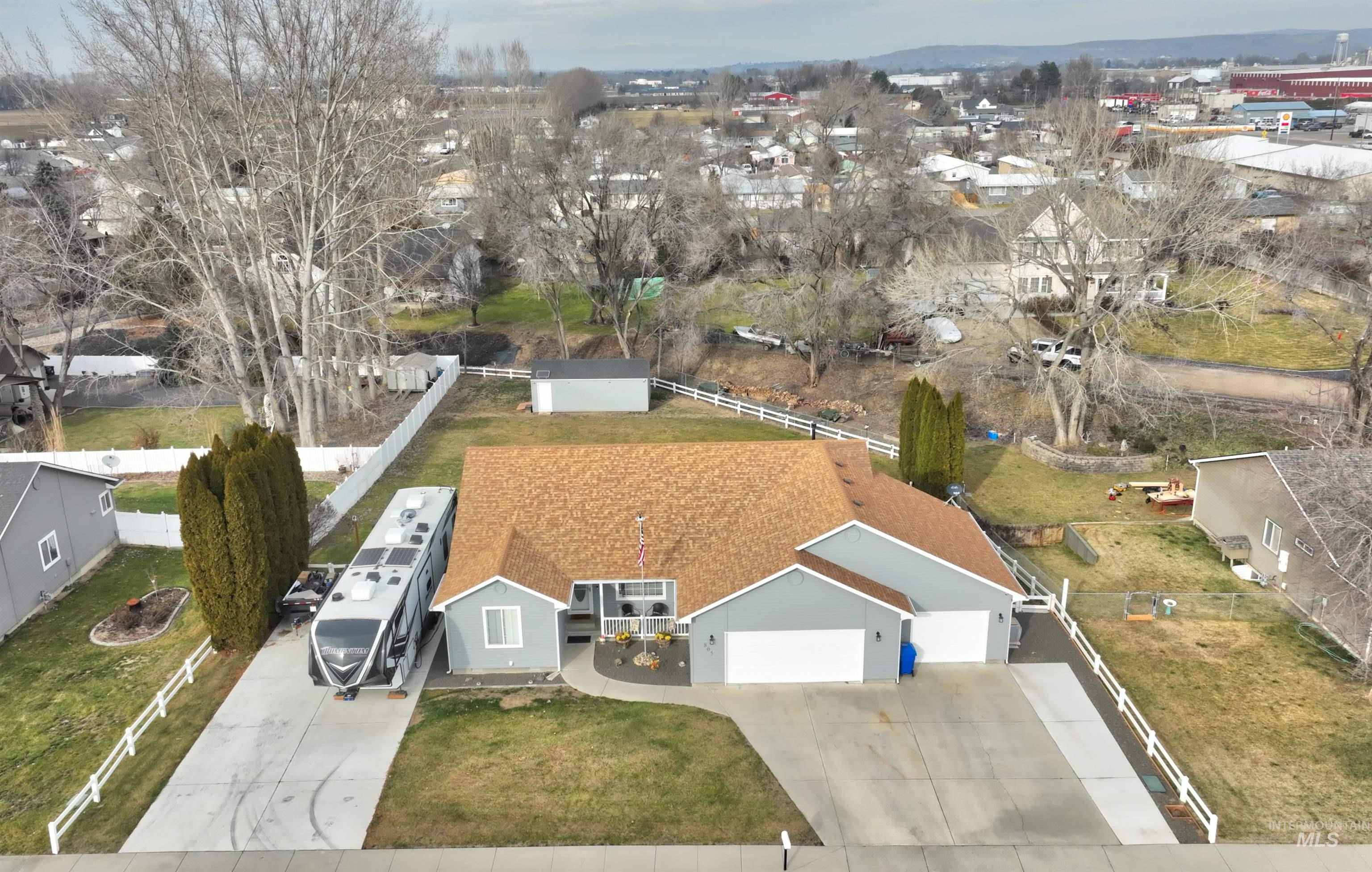 805 W 1st Street, Fruitland, Idaho 83619, 4 Bedrooms, 2 Bathrooms, Residential For Sale, Price $599,997, 98973565