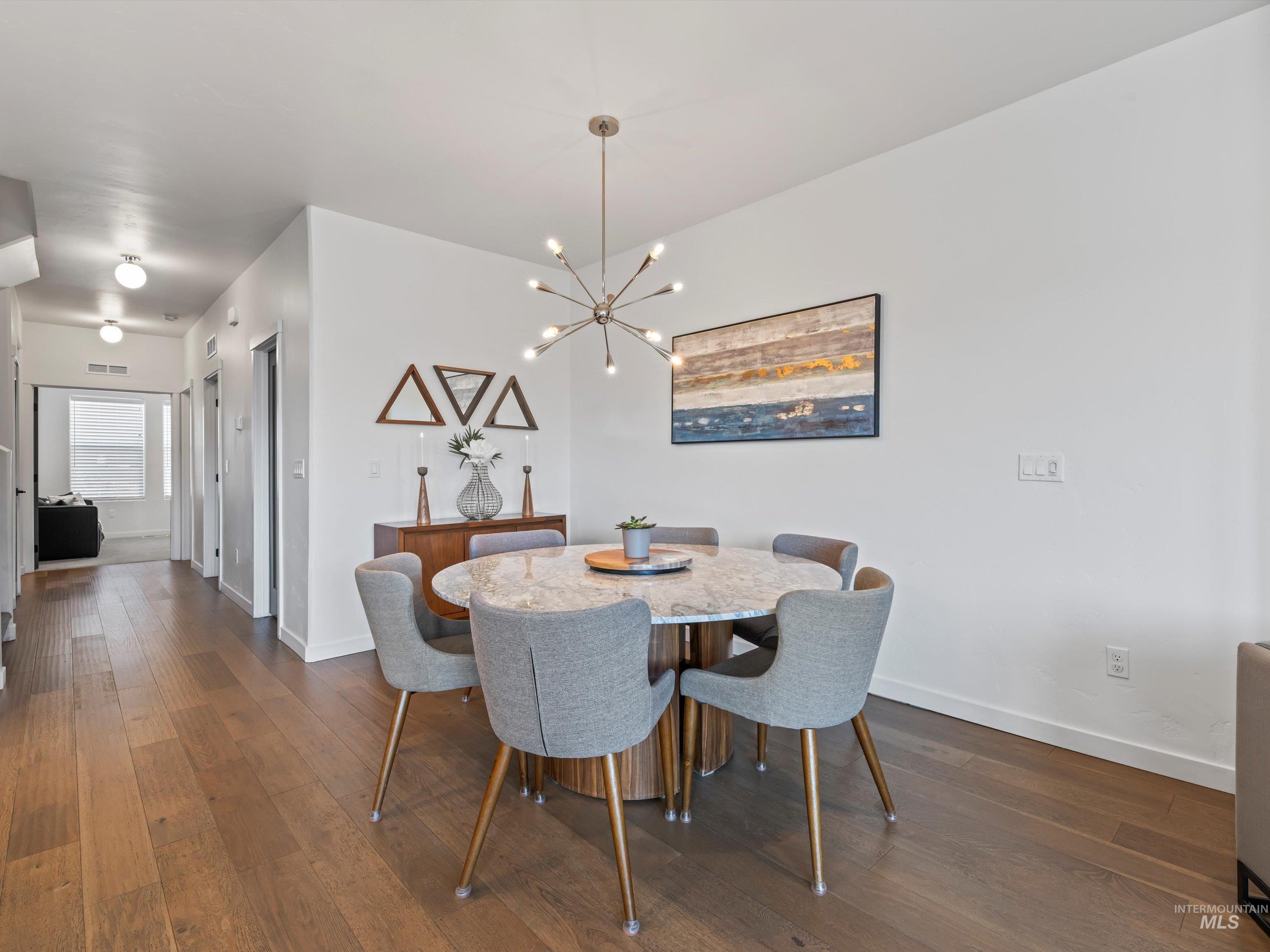 1251 E Echelon Ridge Lane, Boise, Idaho 83716, 3 Bedrooms, 2.5 Bathrooms, Rental For Rent, Price $3,000,MLS 98973566