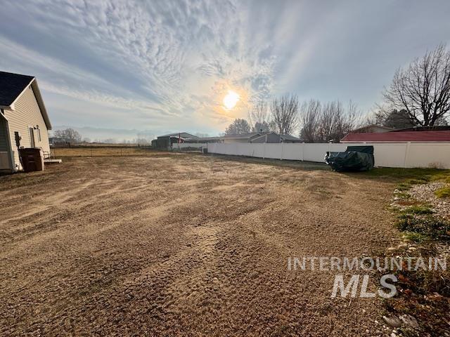 1503 Old Maple Dr, Emmett, Idaho 83617, 2 Bedrooms, 1 Bathroom, Residential For Sale, Price $282,000,MLS 98973567