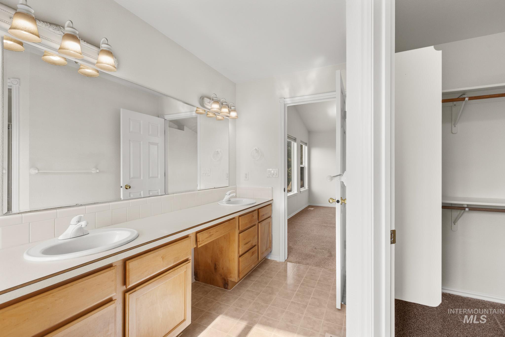 2531 S Georgetown Pl, Boise, Idaho 83709, 5 Bedrooms, 3 Bathrooms, Residential For Sale, Price $634,900, 98973573