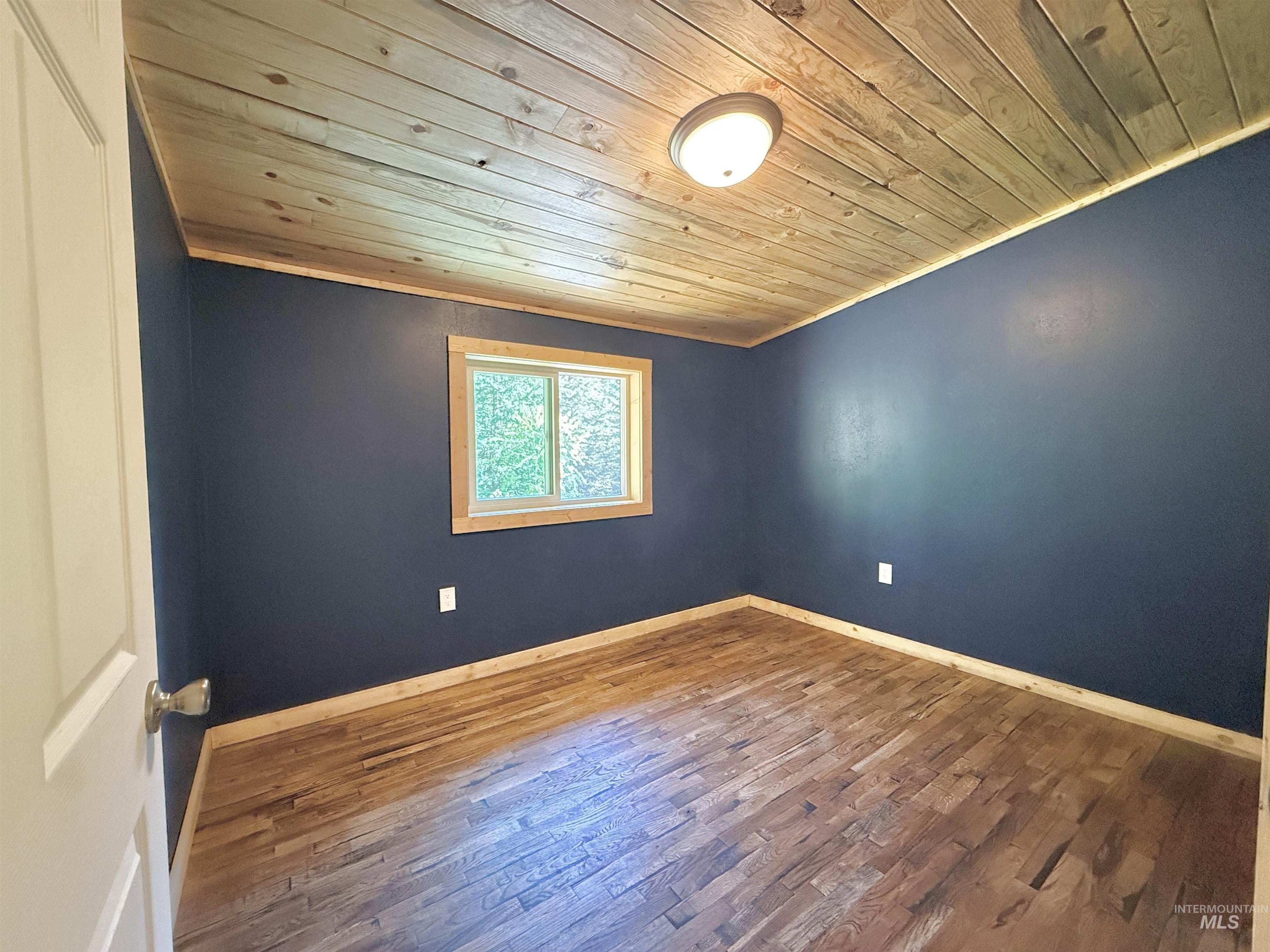 688 Cove Road, Grangeville, Idaho 83530, 3 Bedrooms, 1.5 Bathrooms, Residential For Sale, Price $389,000, 98973574