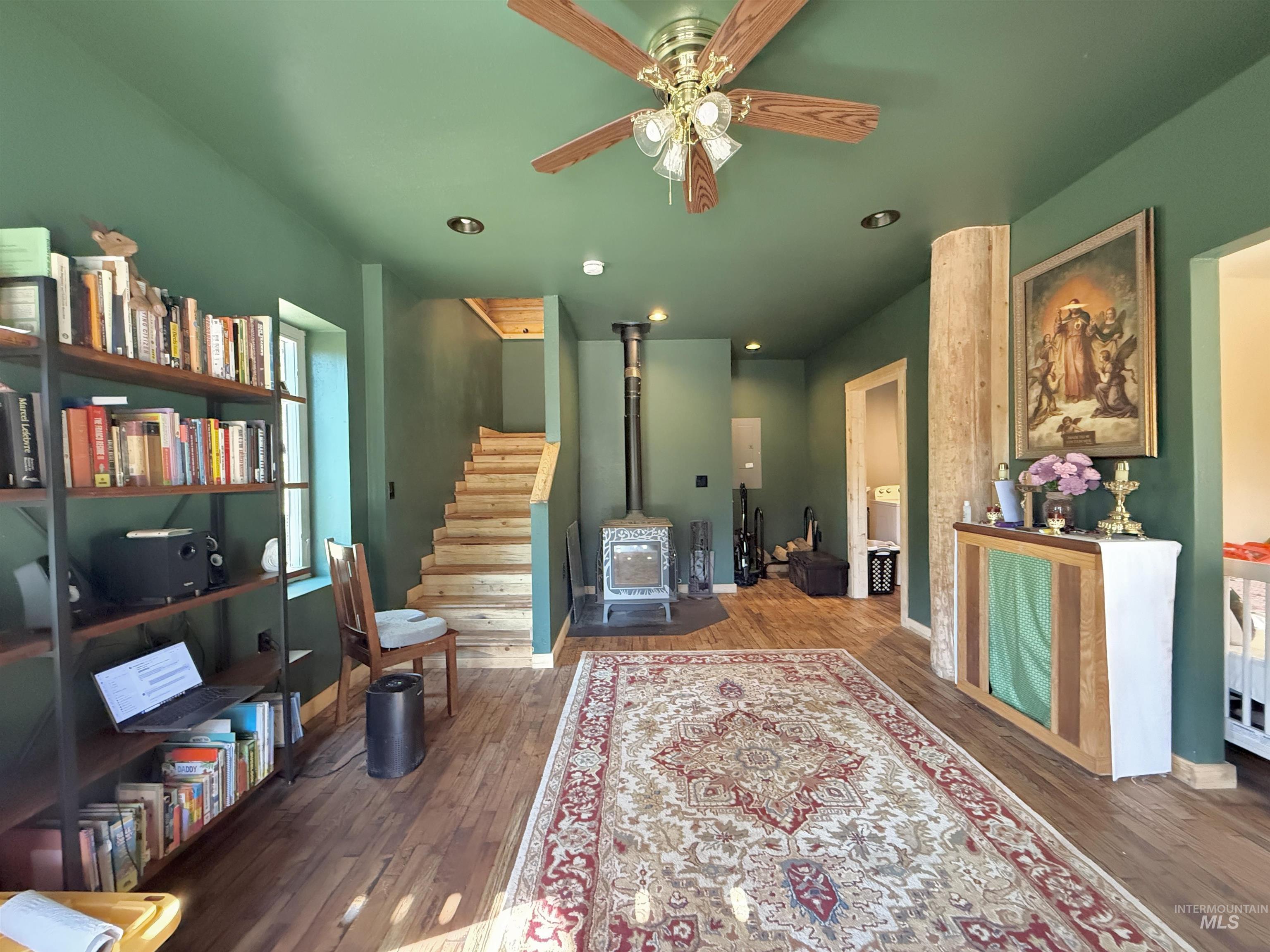 688 Cove Road, Grangeville, Idaho 83530, 3 Bedrooms, 1.5 Bathrooms, Residential For Sale, Price $389,000,MLS 98973574