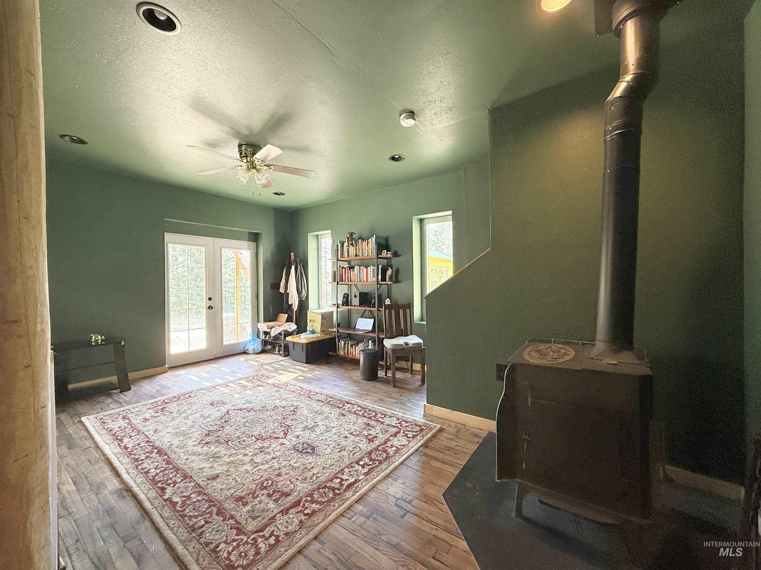 688 Cove Road, Grangeville, Idaho 83530, 3 Bedrooms, 1.5 Bathrooms, Residential For Sale, Price $389,000,MLS 98973574