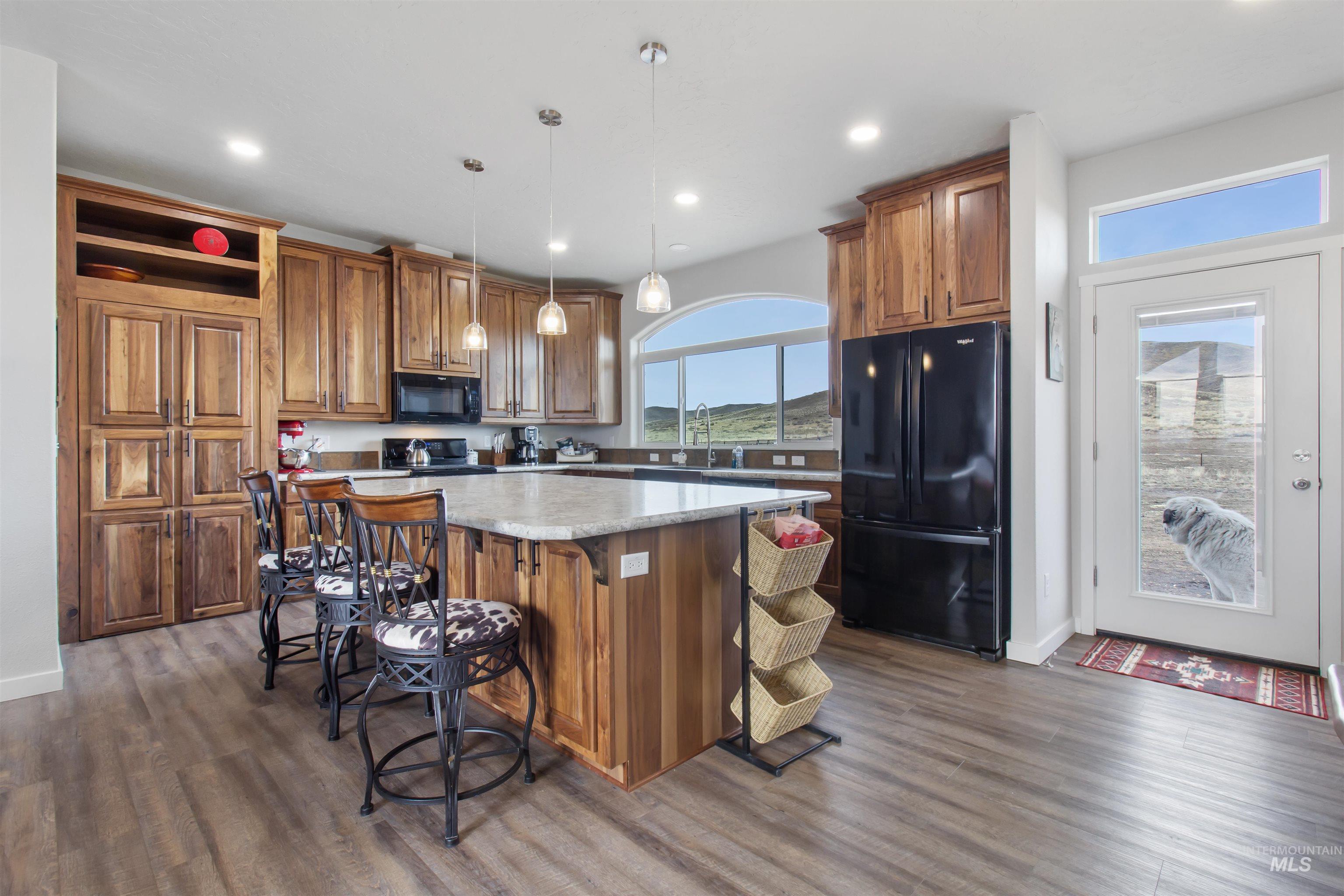 161 Horseshoe Loop, Fairfield, Idaho 83327, 3 Bedrooms, 2 Bathrooms, Residential For Sale, Price $695,000,MLS 98973575