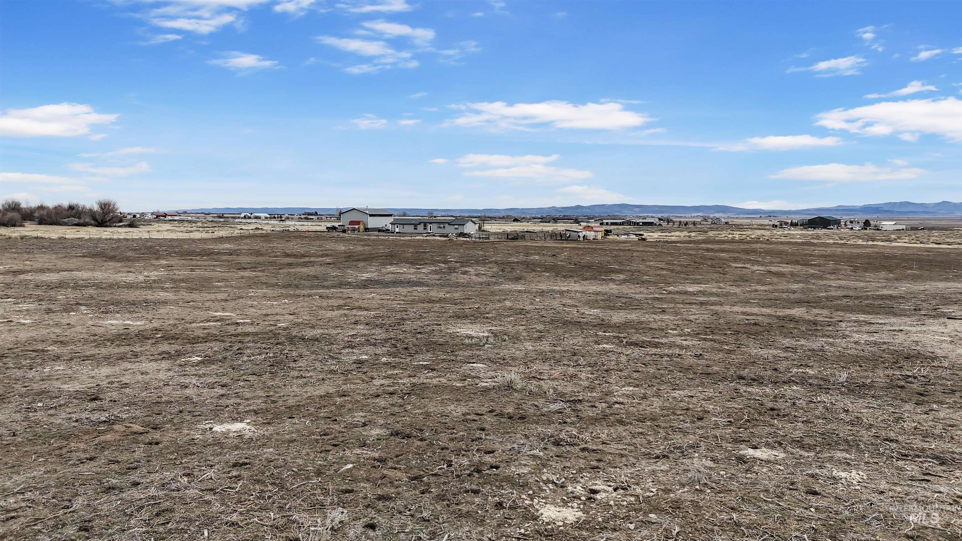 161 Horseshoe Loop, Fairfield, Idaho 83327, 3 Bedrooms, 2 Bathrooms, Residential For Sale, Price $695,000,MLS 98973575