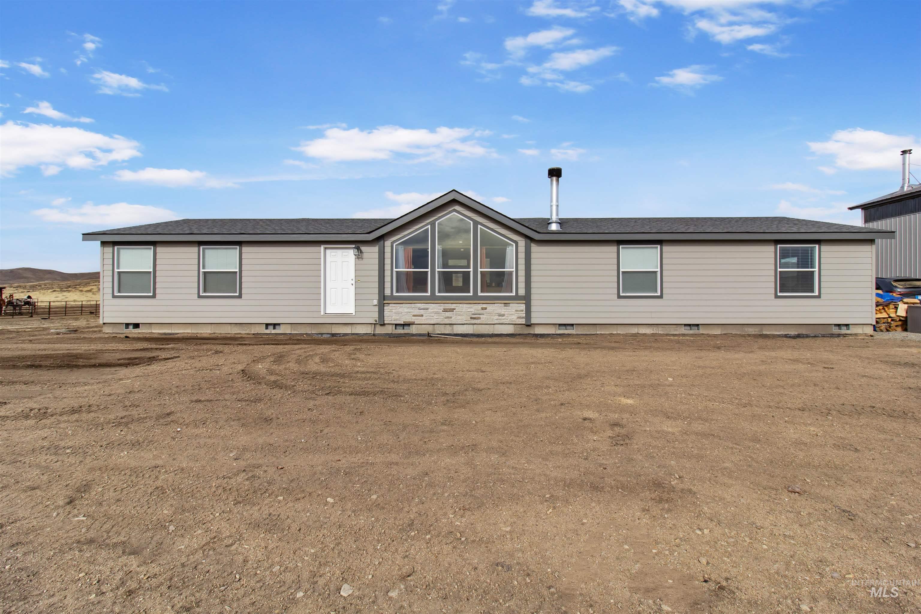 161 Horseshoe Loop, Fairfield, Idaho 83327, 3 Bedrooms, 2 Bathrooms, Residential For Sale, Price $695,000,MLS 98973575