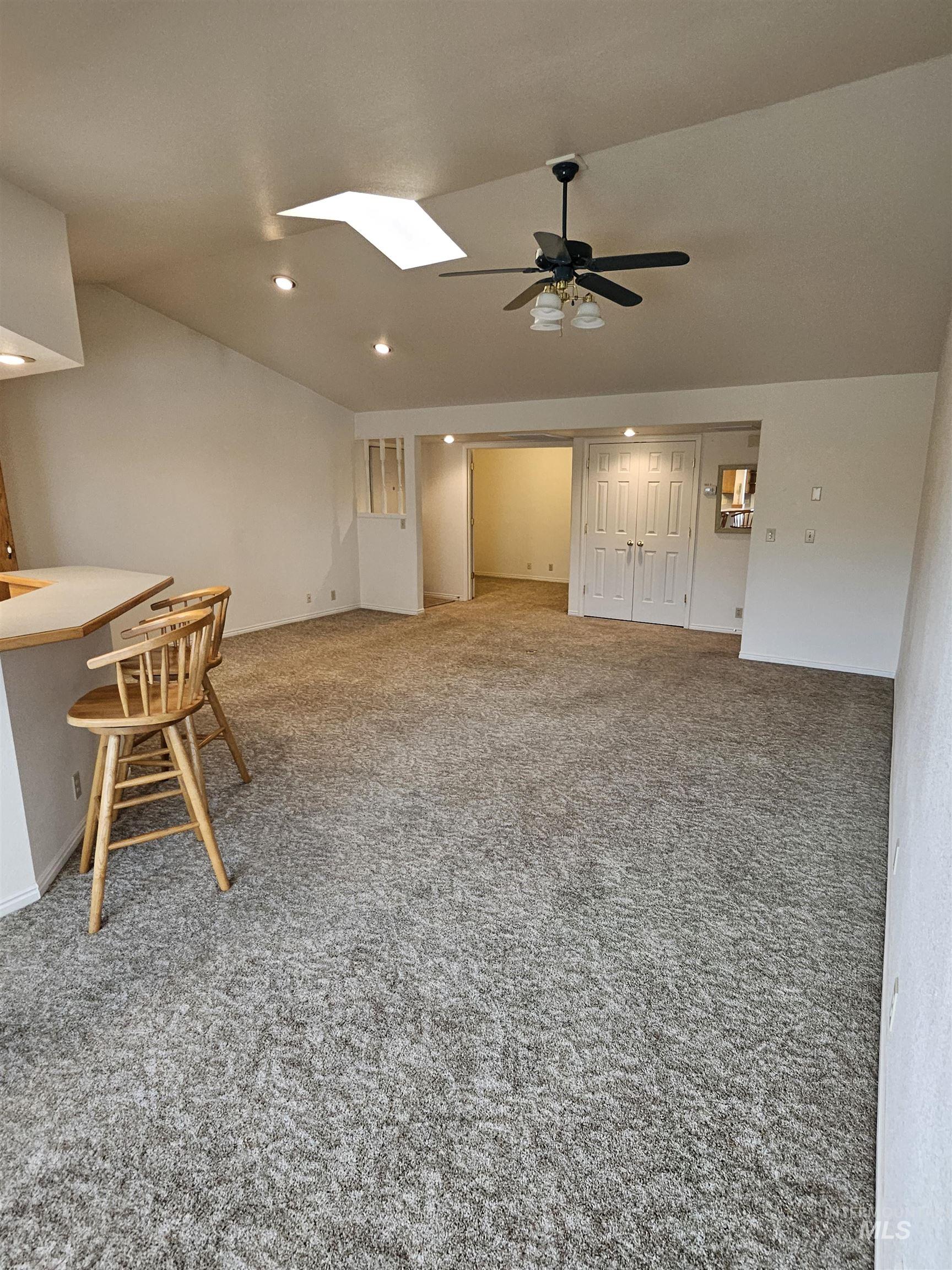 353 Elm St N, Twin Falls, Idaho 83301, 2 Bedrooms, 2 Bathrooms, Residential For Sale, Price $219,900,MLS 98973577