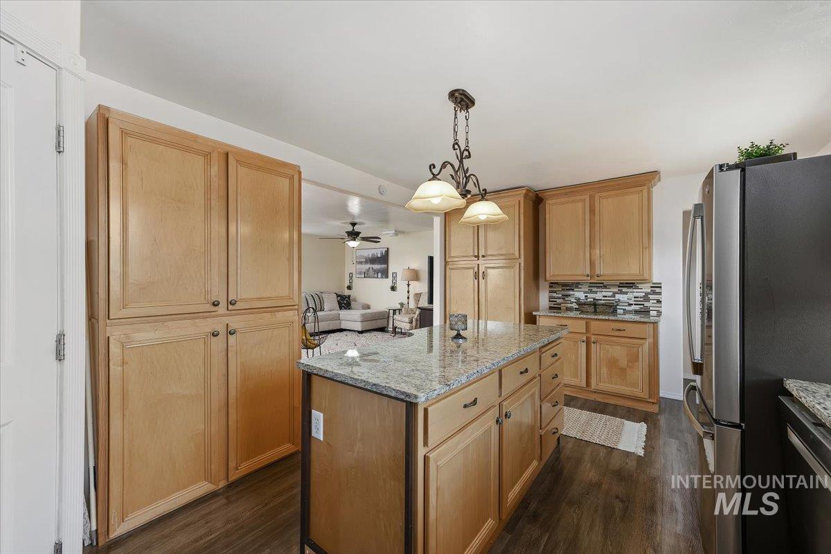 1124 N Fillmore Street, Jerome, Idaho 83338, 4 Bedrooms, 2 Bathrooms, Residential For Sale, Price $350,000,MLS 98973579