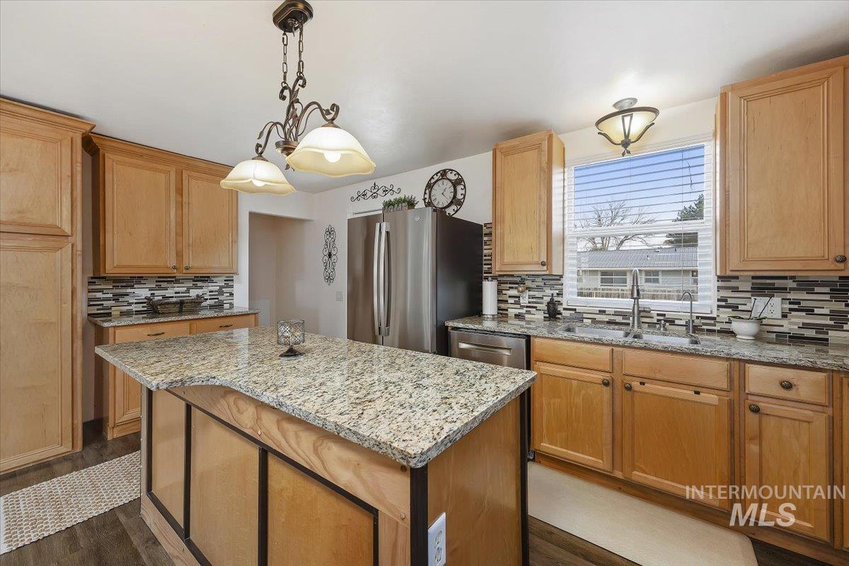 1124 N Fillmore Street, Jerome, Idaho 83338, 4 Bedrooms, 2 Bathrooms, Residential For Sale, Price $350,000,MLS 98973579