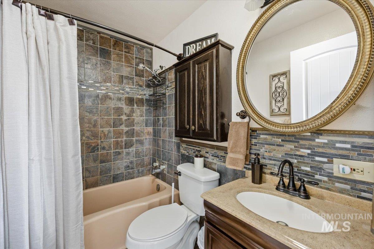 1124 N Fillmore Street, Jerome, Idaho 83338, 4 Bedrooms, 2 Bathrooms, Residential For Sale, Price $350,000,MLS 98973579