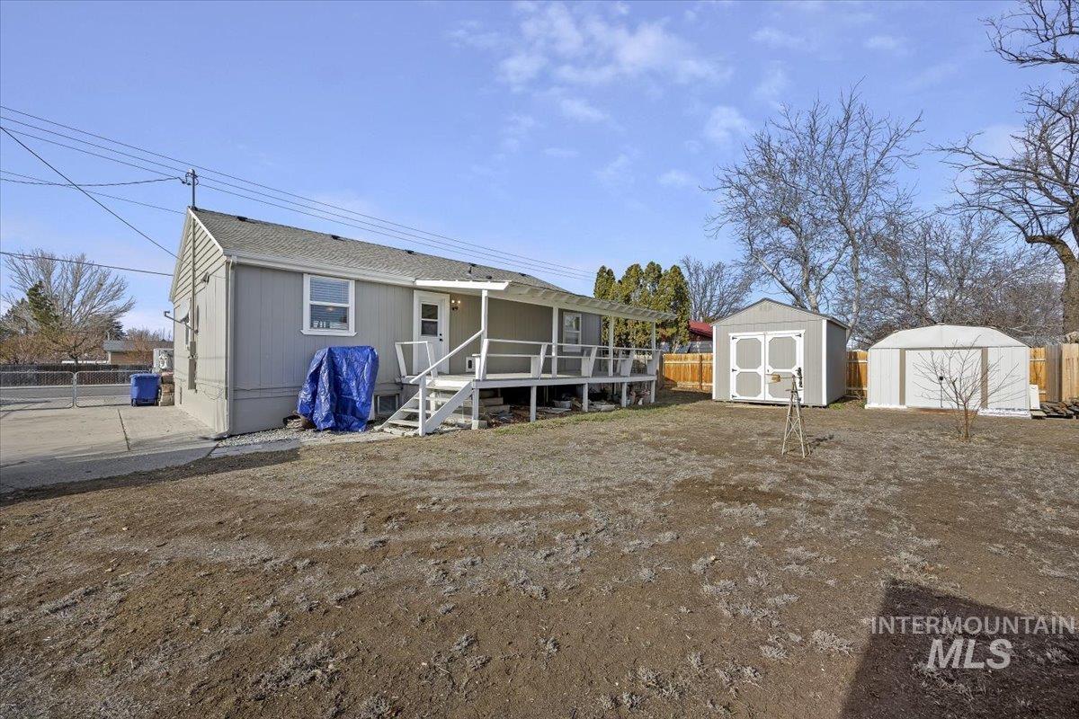 1124 N Fillmore Street, Jerome, Idaho 83338, 4 Bedrooms, 2 Bathrooms, Residential For Sale, Price $350,000,MLS 98973579