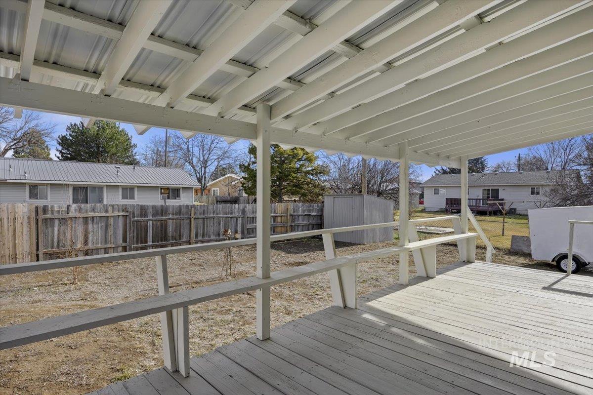 1124 N Fillmore Street, Jerome, Idaho 83338, 4 Bedrooms, 2 Bathrooms, Residential For Sale, Price $350,000,MLS 98973579