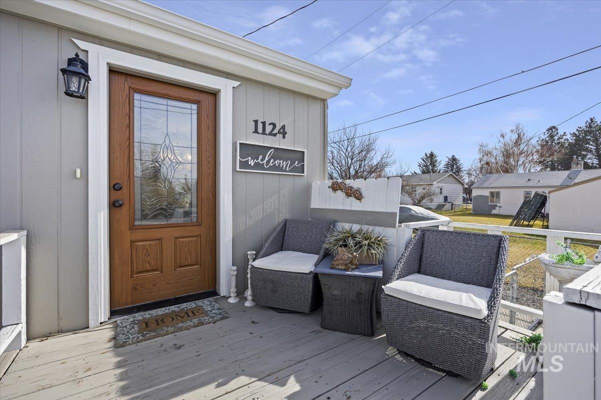 1124 N Fillmore Street, Jerome, Idaho 83338, 4 Bedrooms, 2 Bathrooms, Residential For Sale, Price $350,000,MLS 98973579