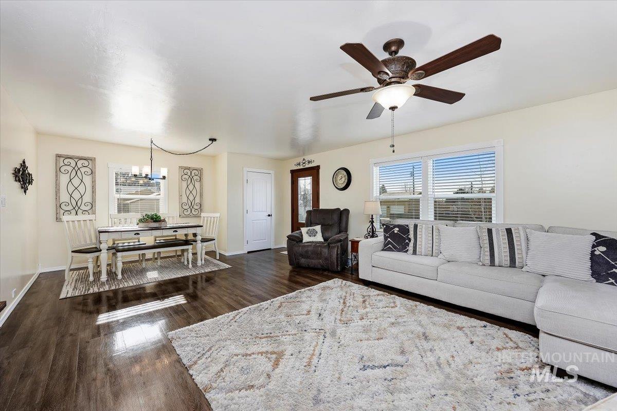 1124 N Fillmore Street, Jerome, Idaho 83338, 4 Bedrooms, 2 Bathrooms, Residential For Sale, Price $350,000,MLS 98973579