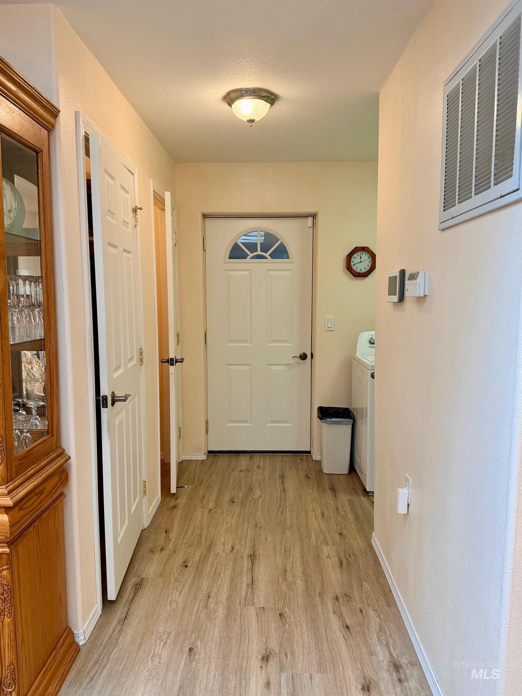 811 Crest Dr, Kamiah, Idaho 83536, 3 Bedrooms, 2.5 Bathrooms, Residential For Sale, Price $760,000,MLS 98973580