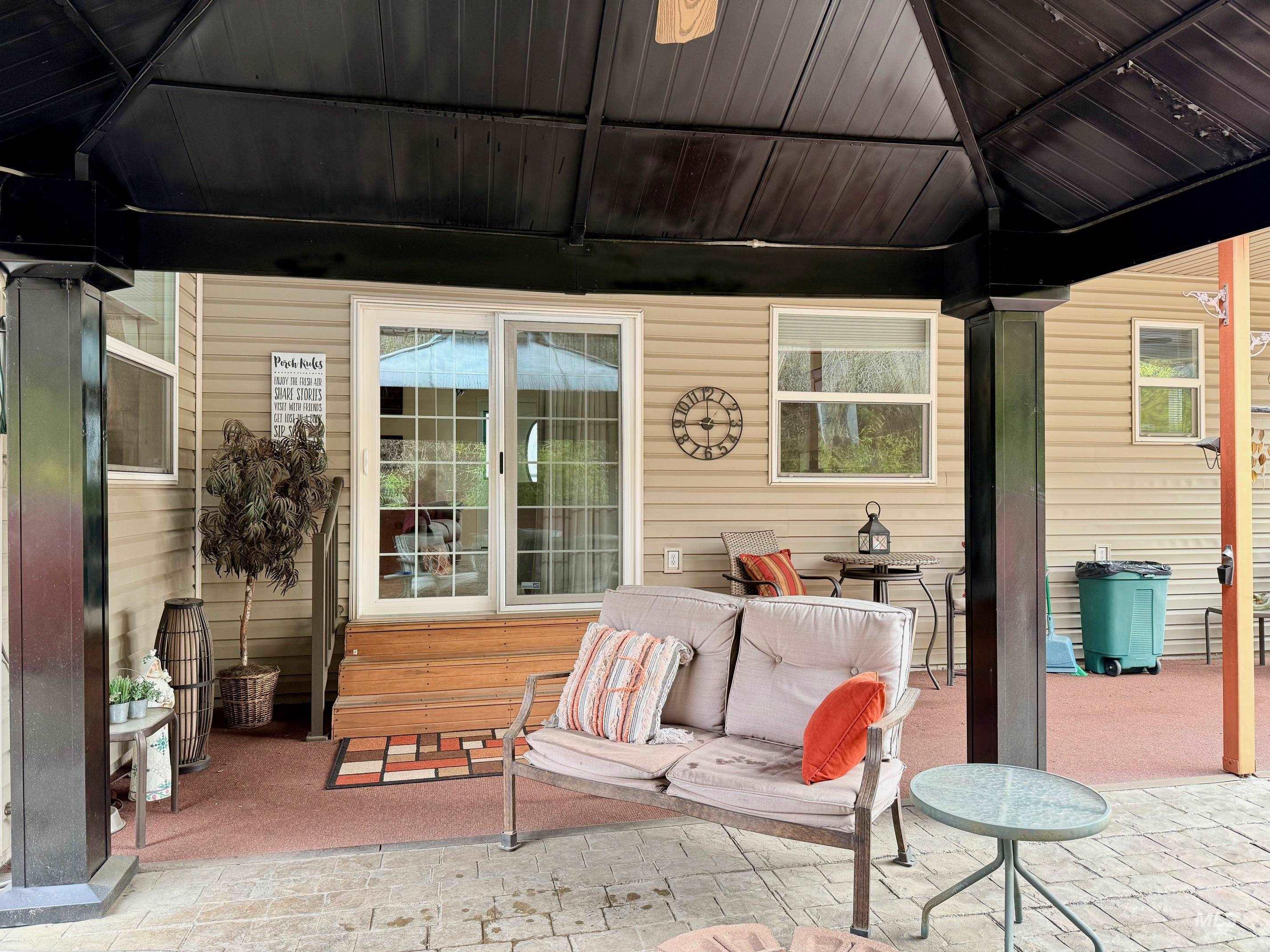 811 Crest Dr, Kamiah, Idaho 83536, 3 Bedrooms, 2.5 Bathrooms, Residential For Sale, Price $760,000, 98973580