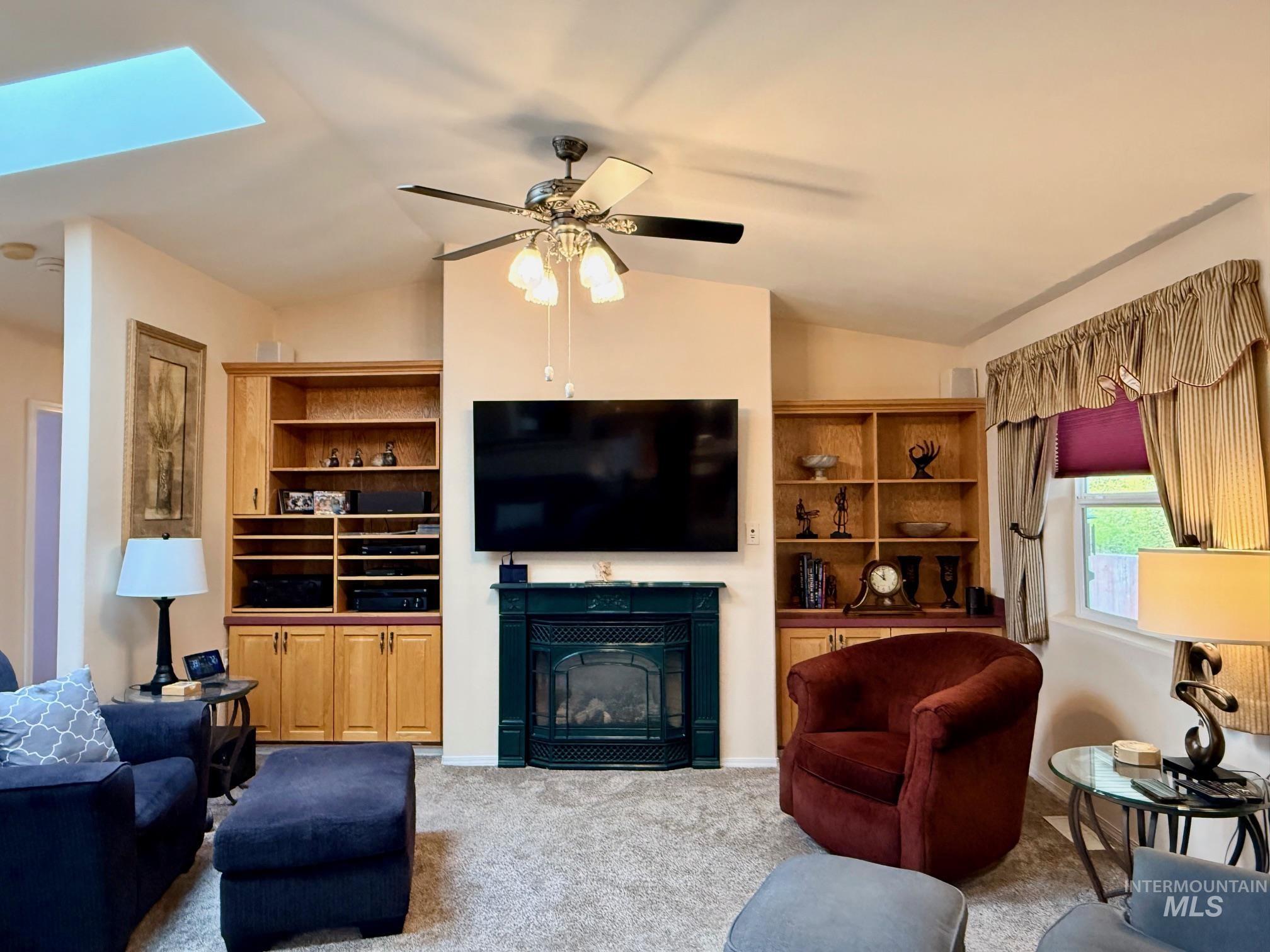 811 Crest Dr, Kamiah, Idaho 83536, 3 Bedrooms, 2.5 Bathrooms, Residential For Sale, Price $700,000, 98973580