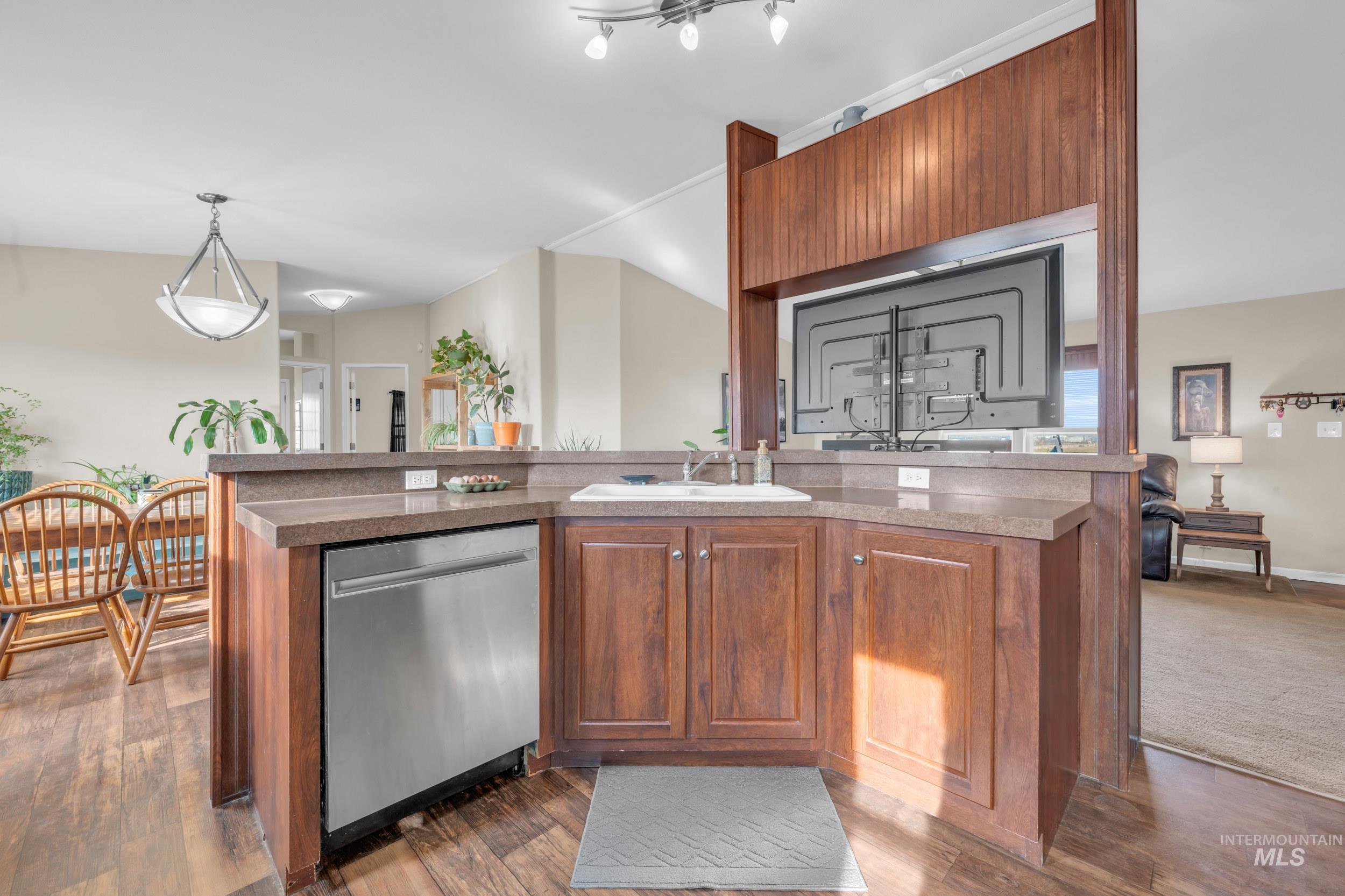 27699 Sand Rd, Parma, Idaho 83660, 3 Bedrooms, 2 Bathrooms, Residential For Sale, Price $485,000,MLS 98973581