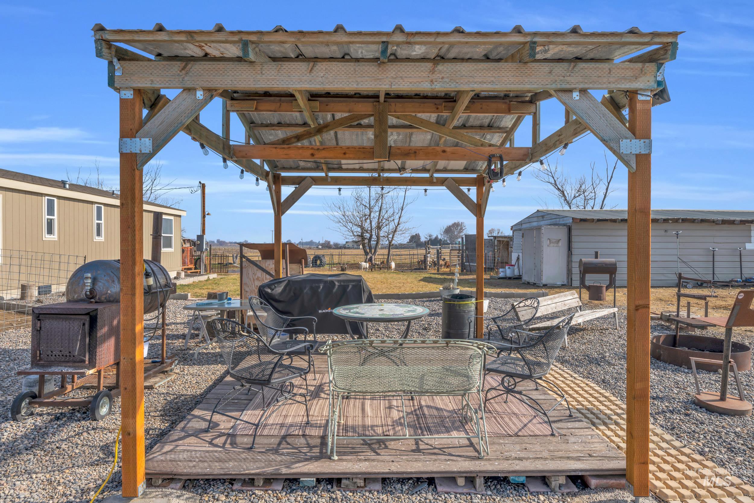 27699 Sand Rd, Parma, Idaho 83660, 3 Bedrooms, 2 Bathrooms, Residential For Sale, Price $485,000,MLS 98973581