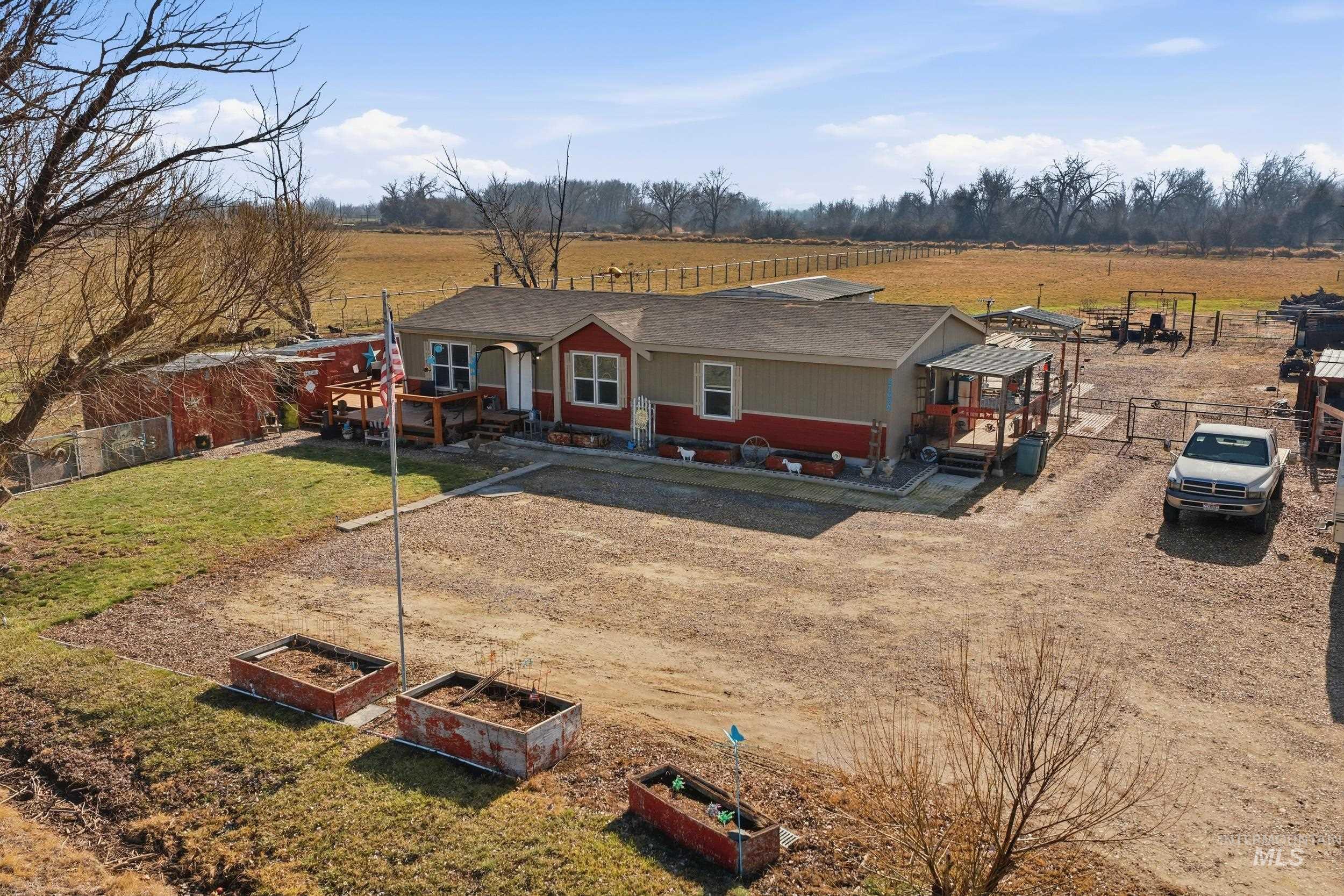 27699 Sand Rd, Parma, Idaho 83660, 3 Bedrooms, 2 Bathrooms, Residential For Sale, Price $485,000,MLS 98973581