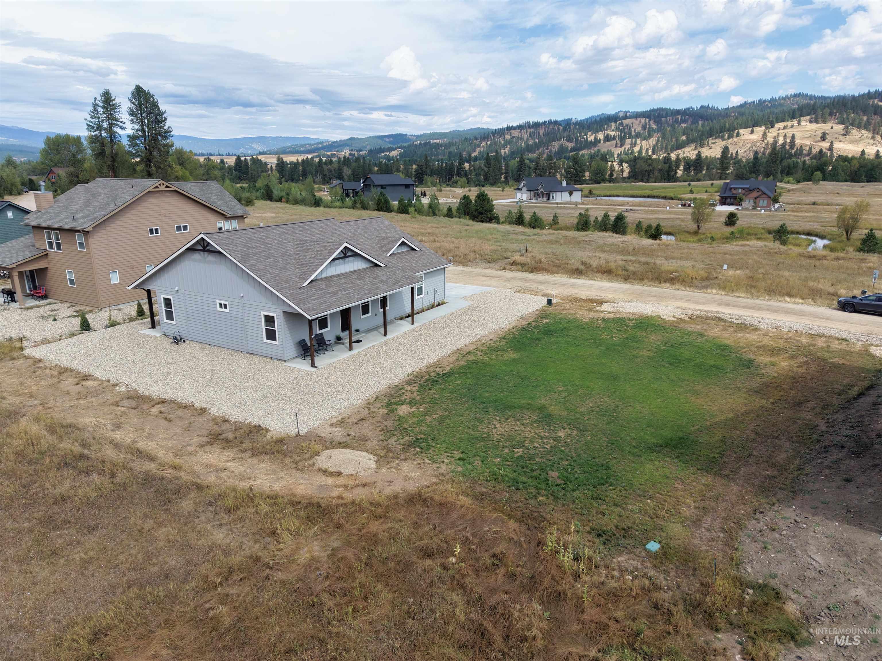 33 Wapiti Ct, Garden Valley, Idaho 83622, 3 Bedrooms, 2 Bathrooms, Residential For Sale, Price $585,000,MLS 98973582